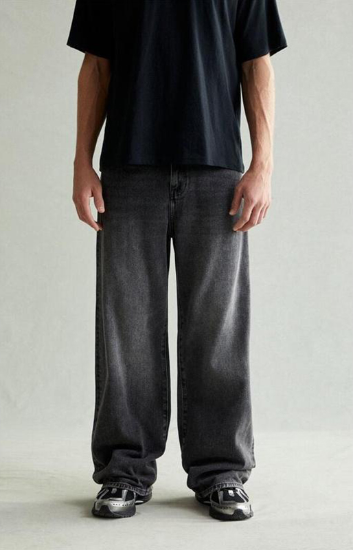 Men’s Loose Fit Cargo Denim Pants — Relaxed Streetwear Style