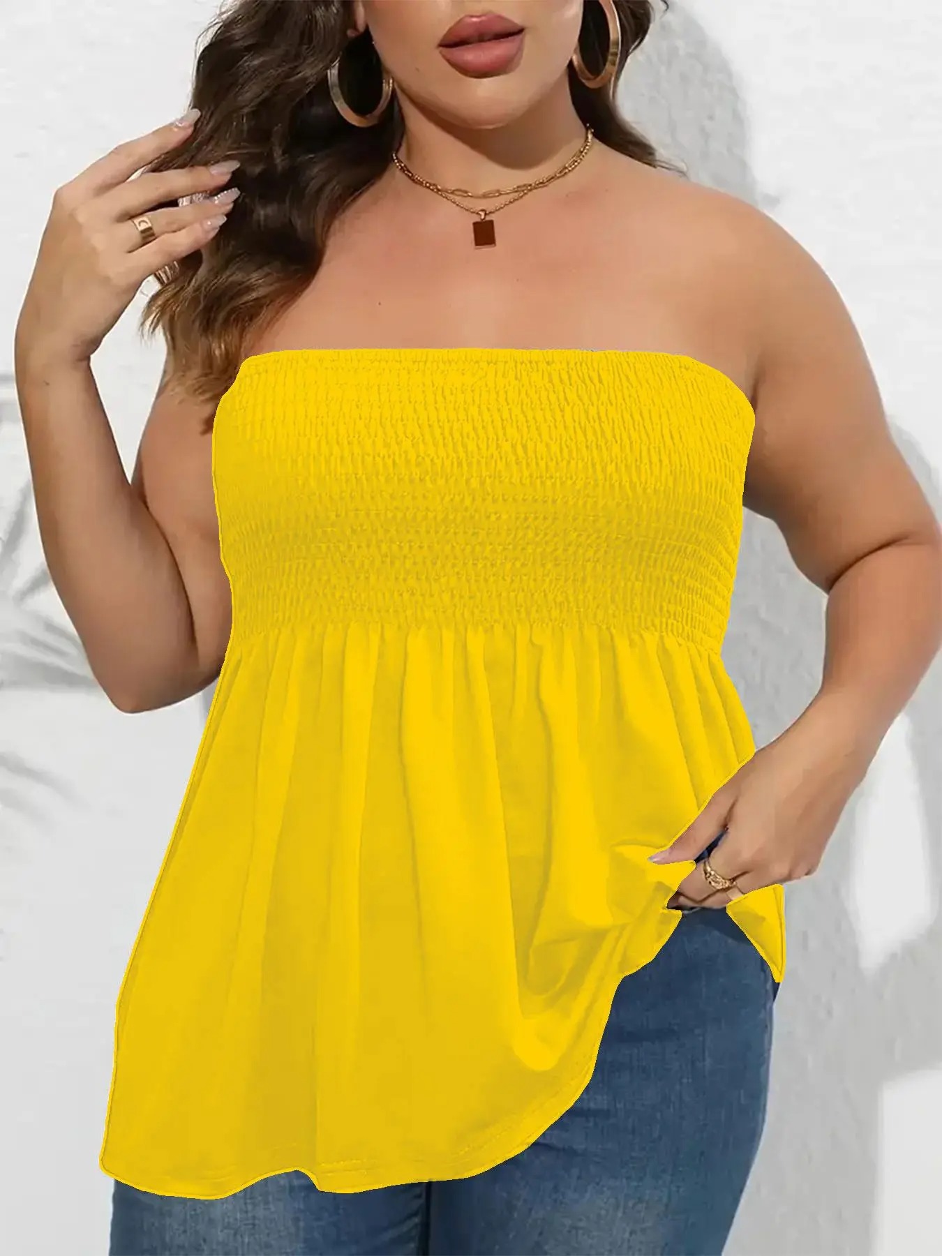 👚 Plus Size Shirred Strapless Tube Top – Ruffle Hem Boho Style