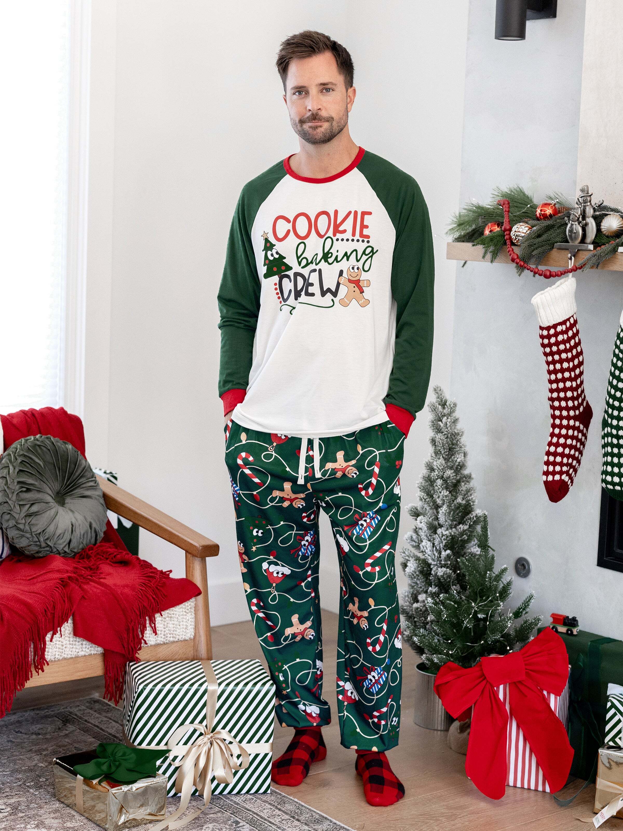 Christmas Matching Family Pajamas Set Gingerbread and Christmas Tree Green and White PJS with Christmas Socks Dark Green