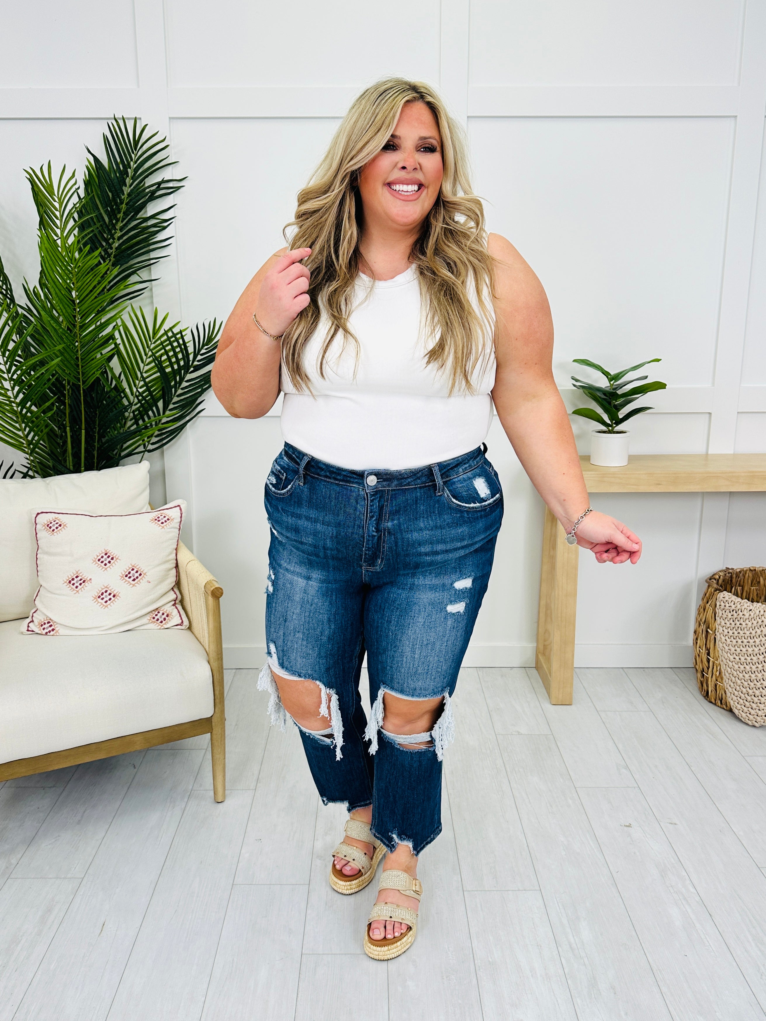 You're My Lover 2.0 Cropped Straight Leg Jeans