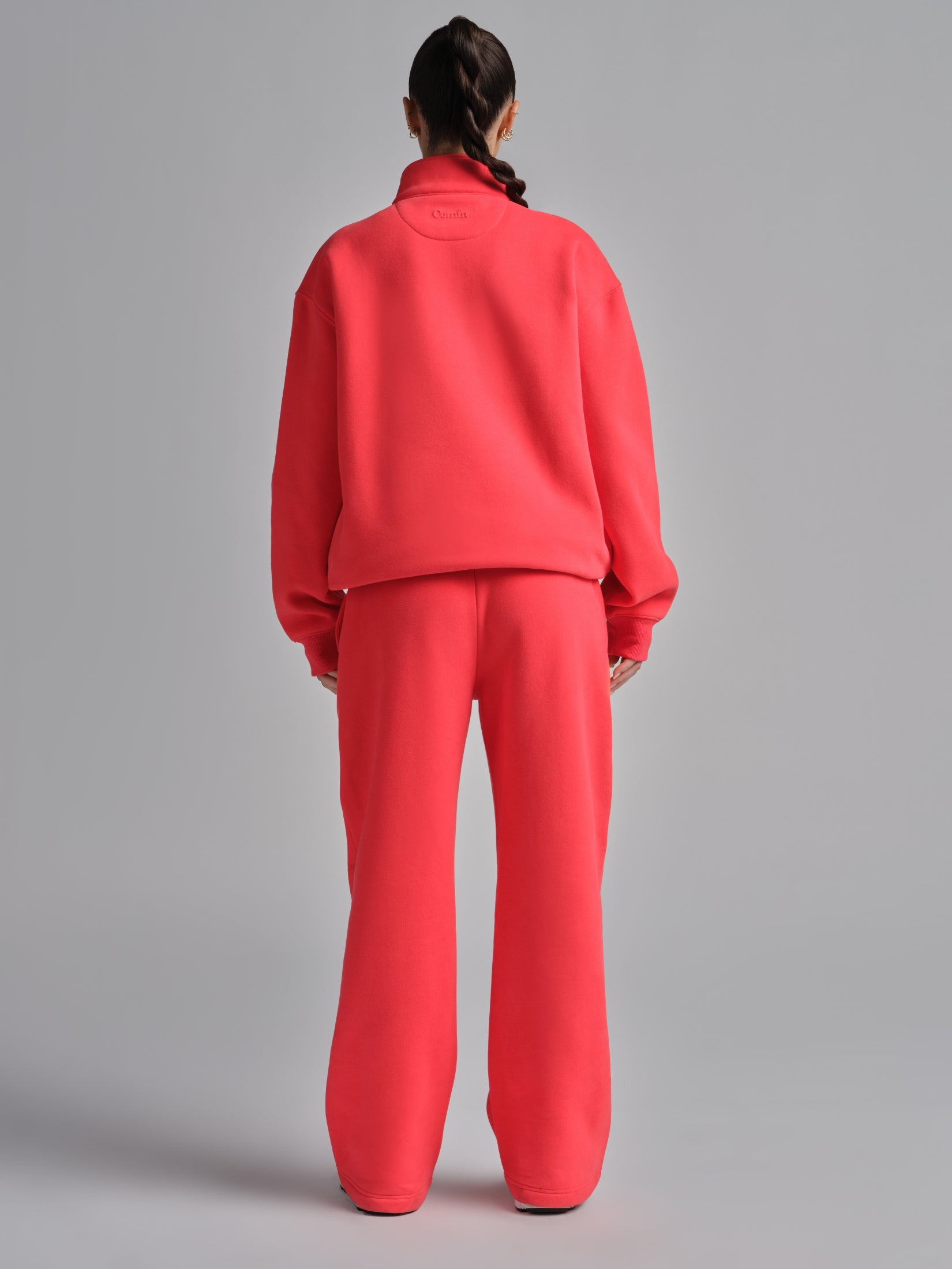 Signature Straight Leg Sweatpants