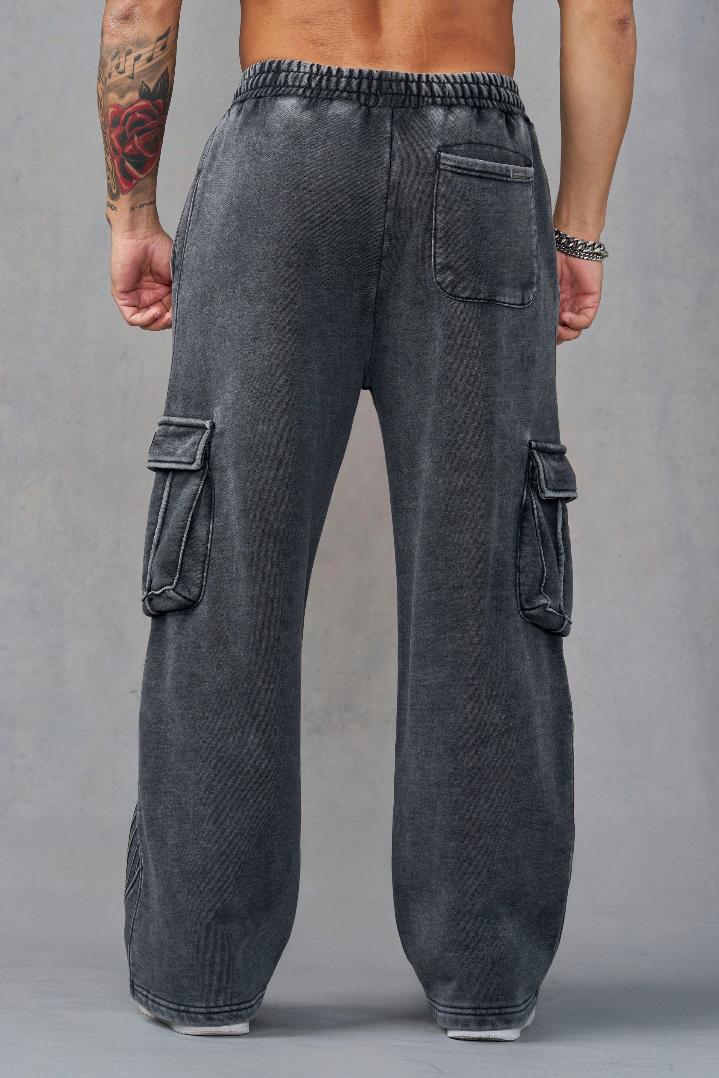 2131 - Batman Armored Sweats