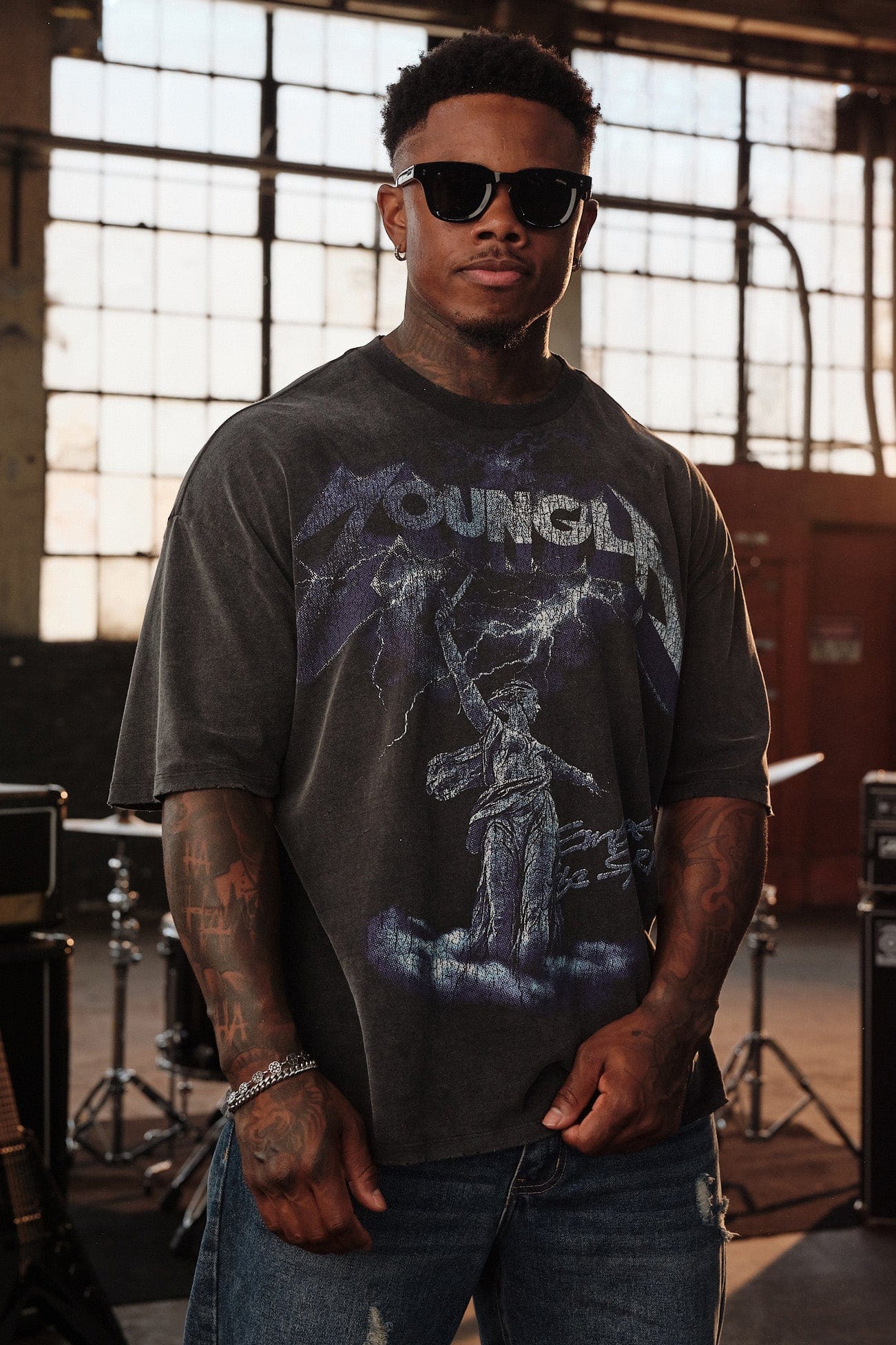 4032 - Vintage World Tour Tees