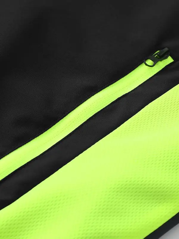 Men's casual stand-up collar jacket paired with sweatpants, breathable and comfortable.