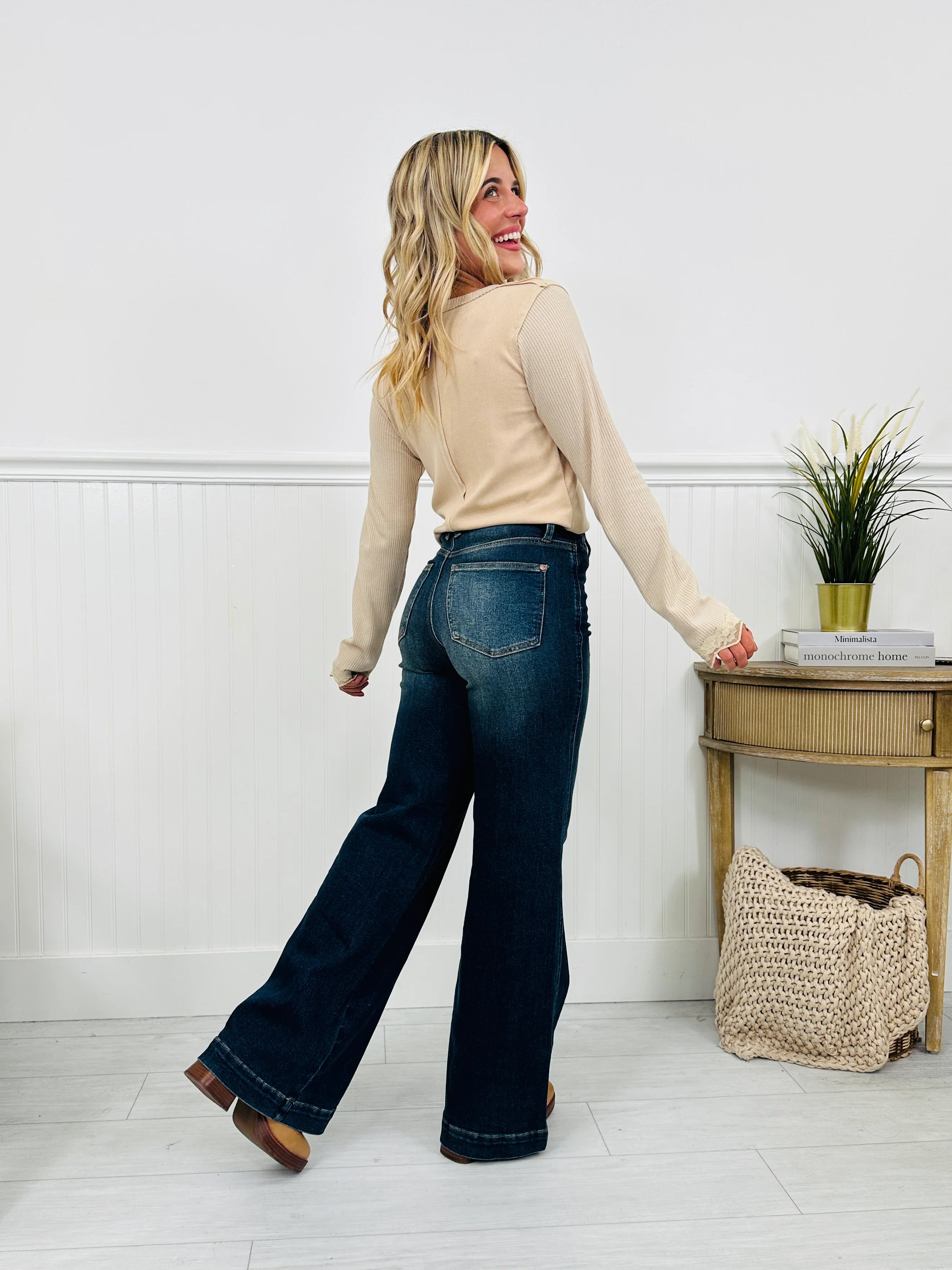 Judy Blue The One For Me Retro Wide Leg Jeans
