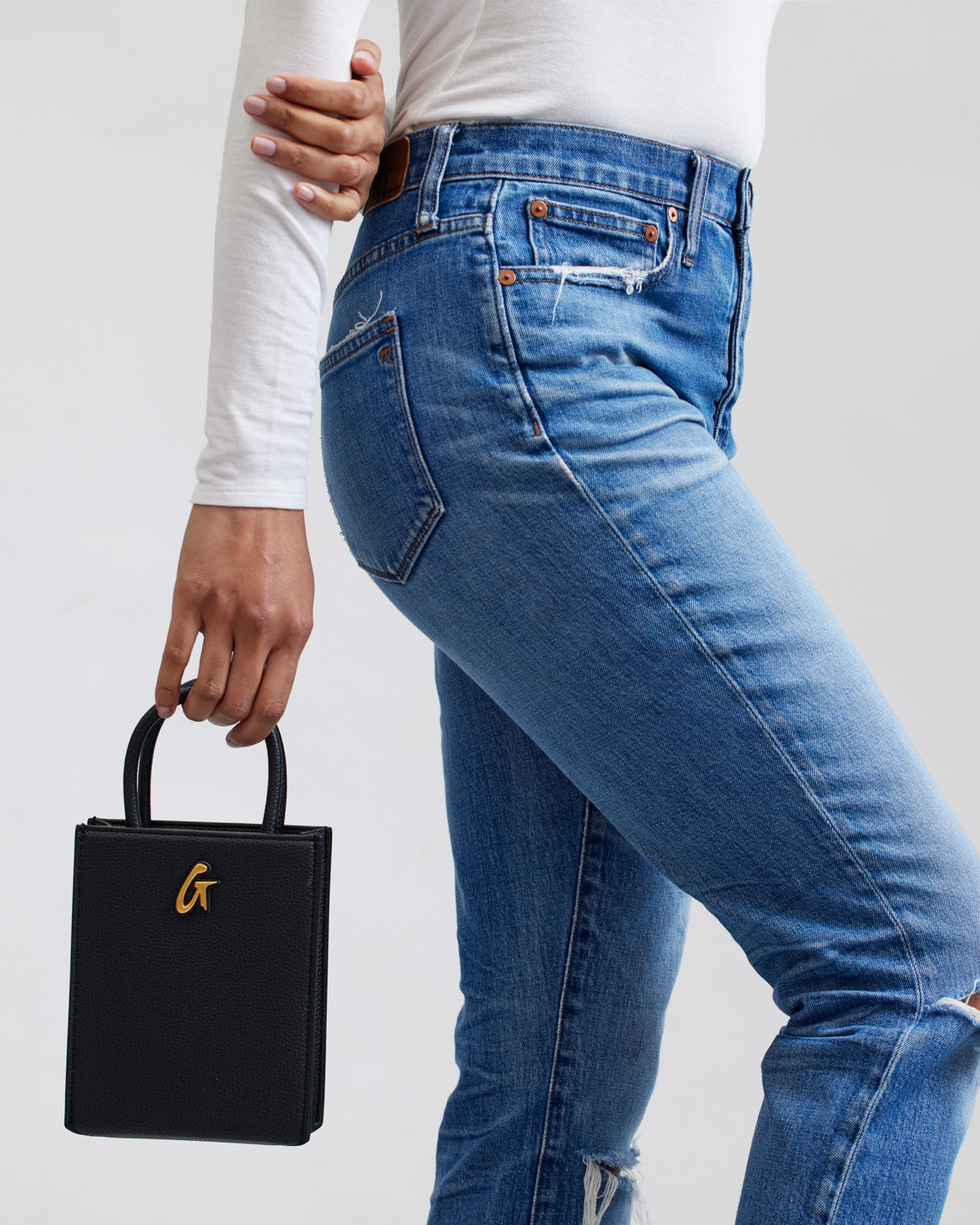 MINI PEBBLE TOTE - BLACK