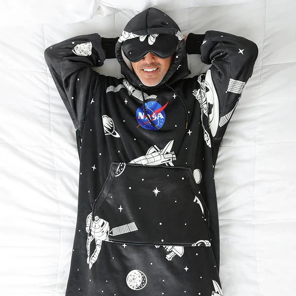 Wearable blanket Oversized with sherpa lining One size fits most.