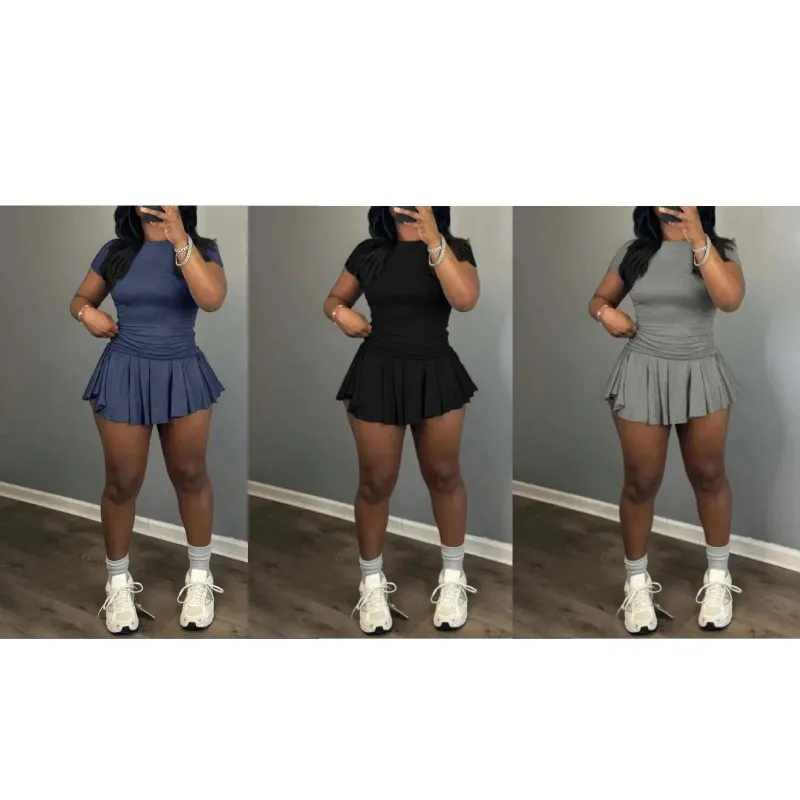 Women's Solid Color Tee & Pleated Skirt Two-Piece Set