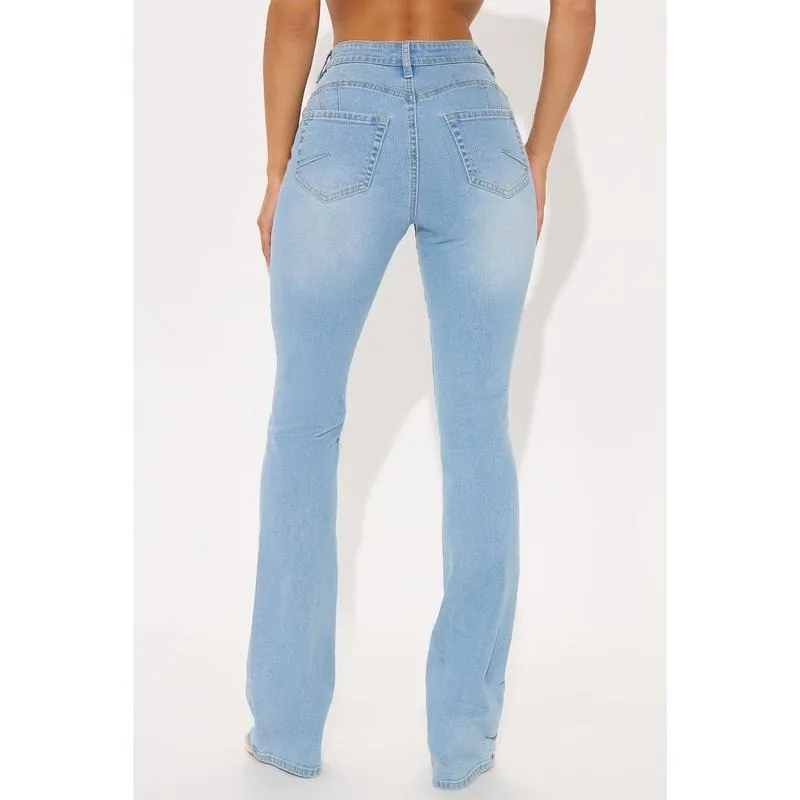 Tall Mesa Booty Lifting Stretch Bootcut Jeans - Light Wash