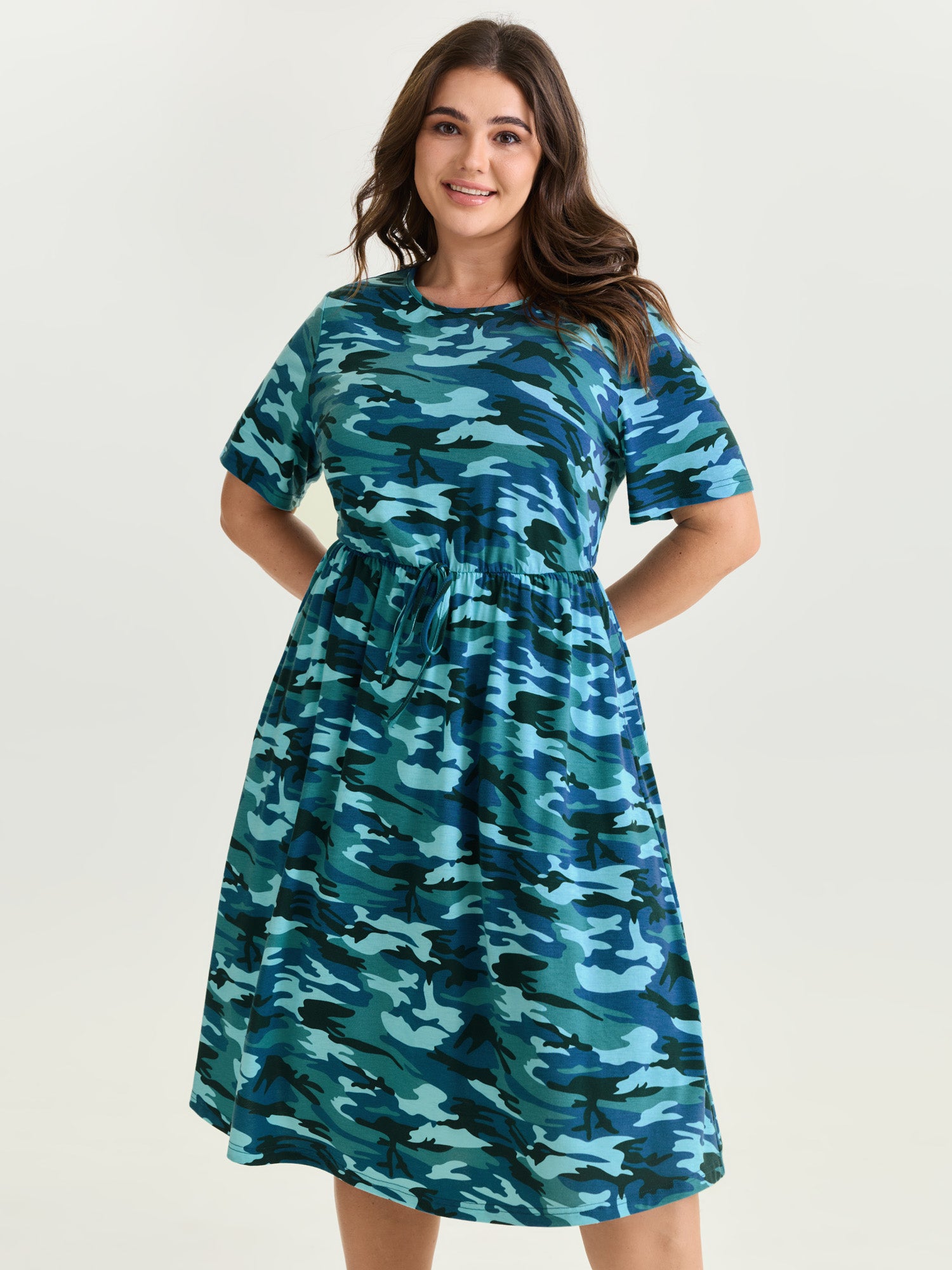 Camouflage Print Round Neck Pockets Midi Dress