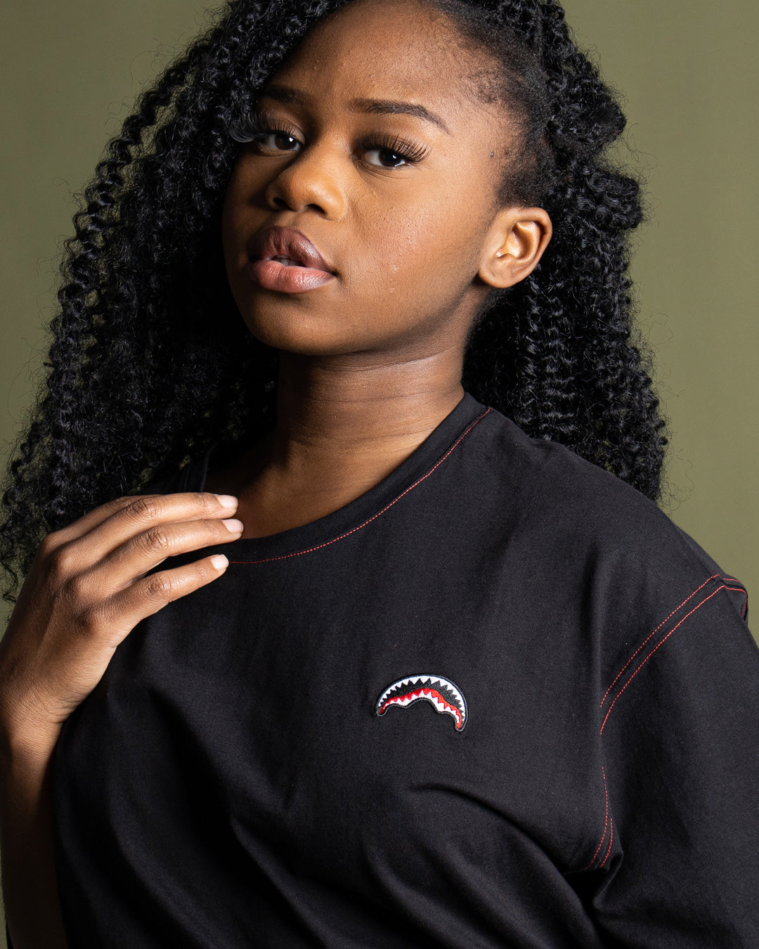 OVER SHARK T-SHIRT (BLACK)