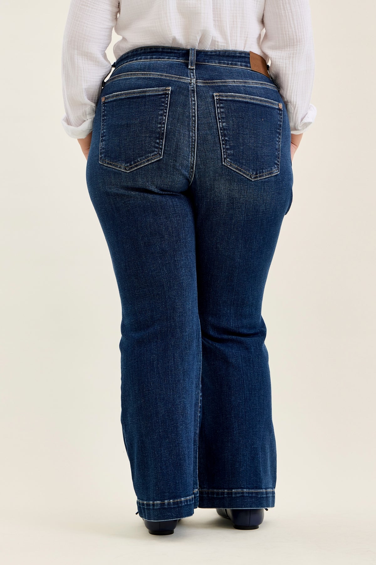 Charlotte Flare Jean (Petite) - PLUS