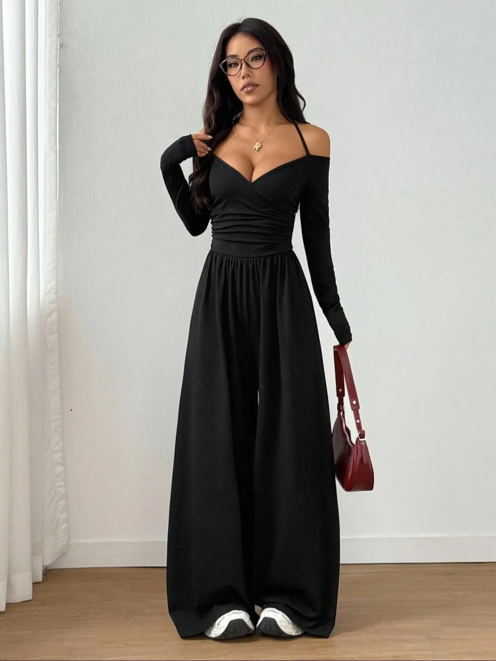 Women's Casual Solid Color Ruched Wide Leg Jumpsuit with Halter-Neck, Stylish and Comfortable Jumpsuit for Daily Wear