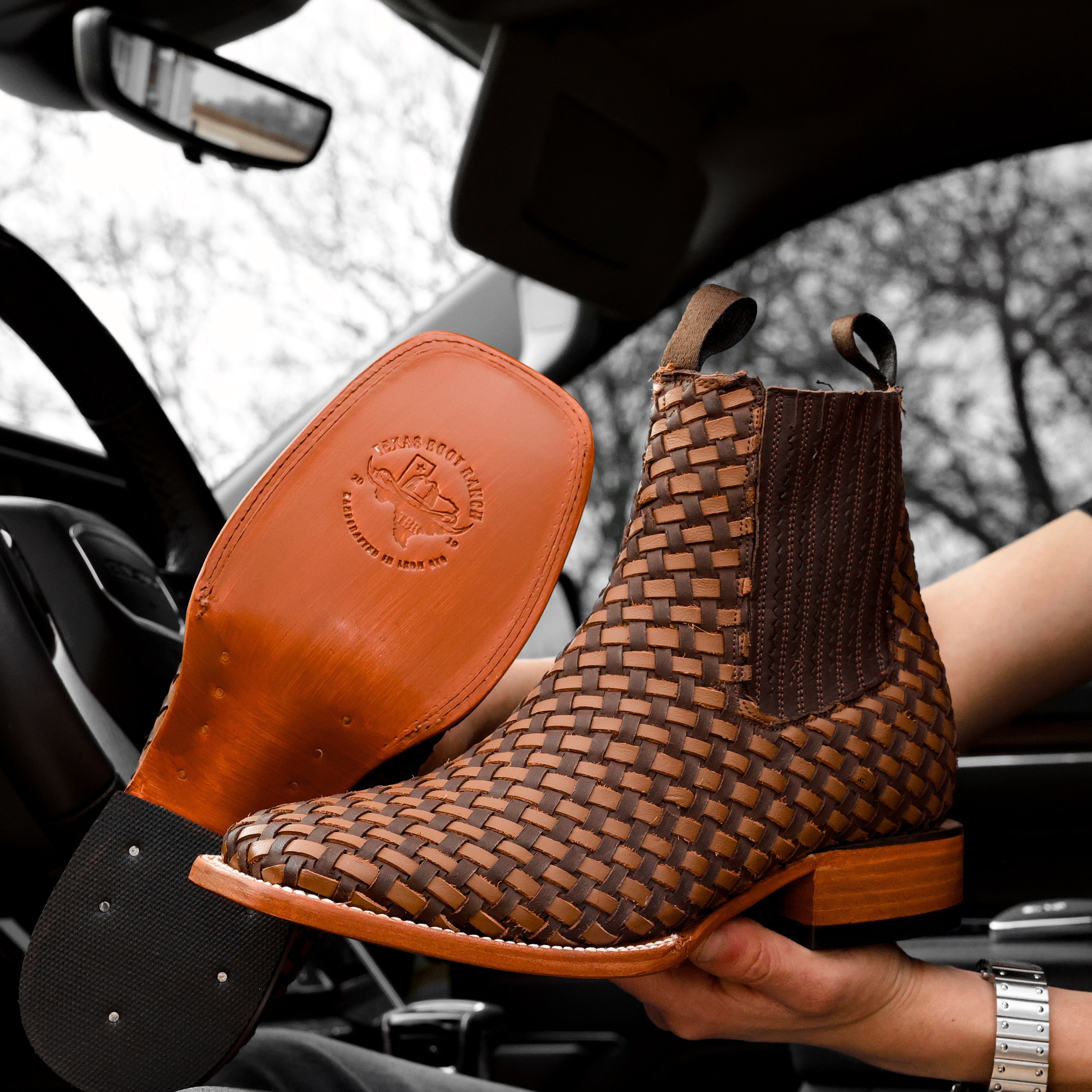 Brown Basketweave Botines - Square Toe