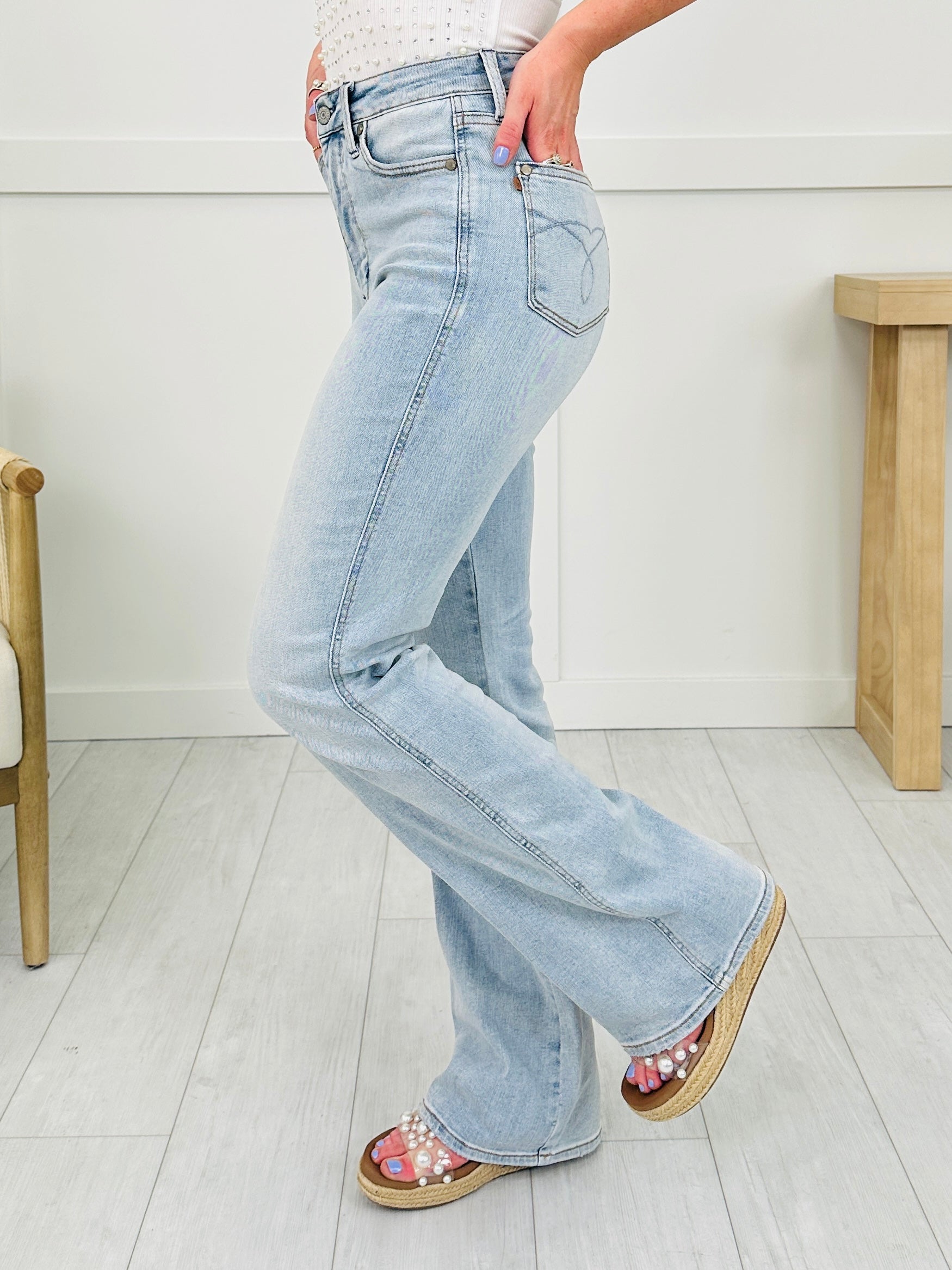 Judy Blue Three Pointer Tummy Control Bootcut Jeans in Three Inseams