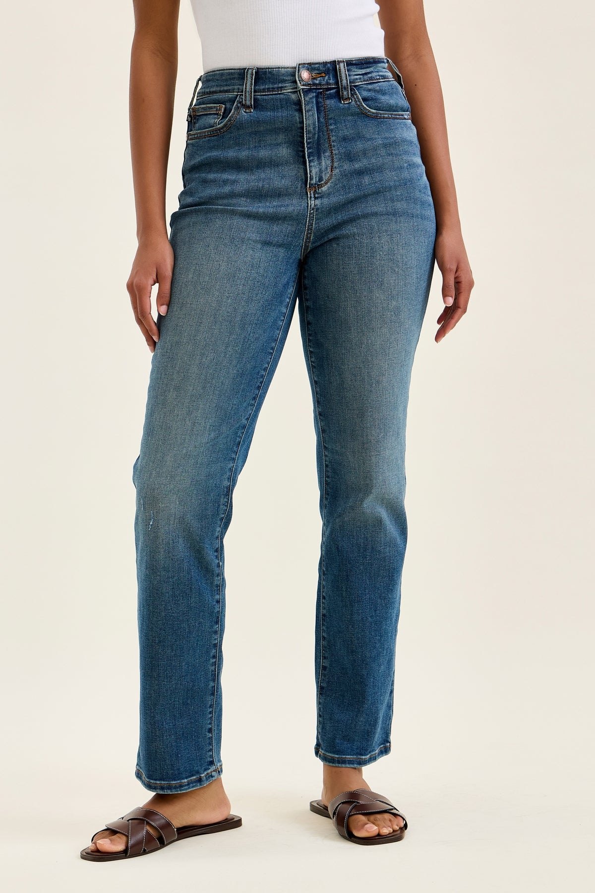 Kimberly Straight Fit (Dark Wash)