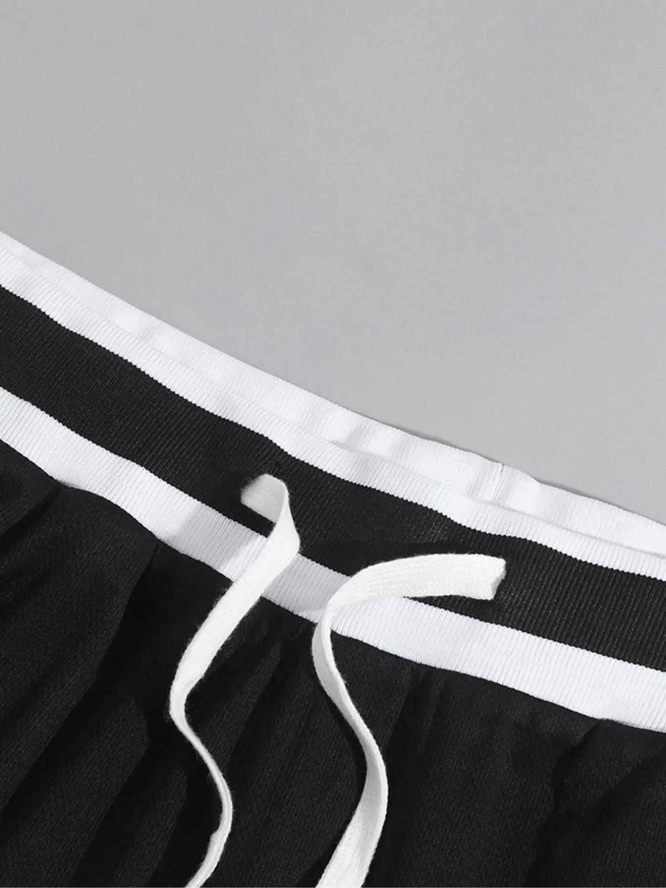 Two-Piece Set Men's Letter Print Short Sleeve T-shirt & Track Shorts Set