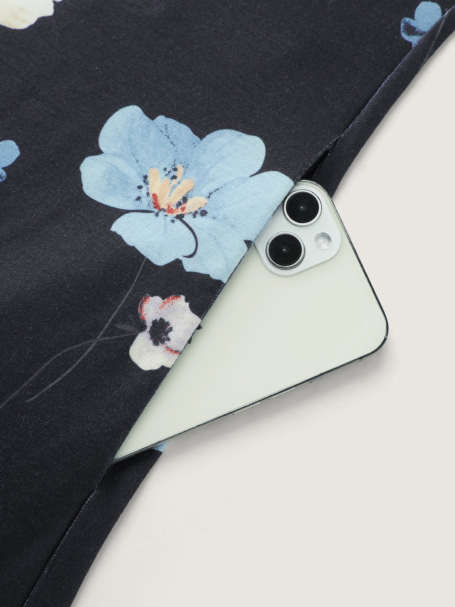 Stretchy Floral Print V-Neck Jumpsuit