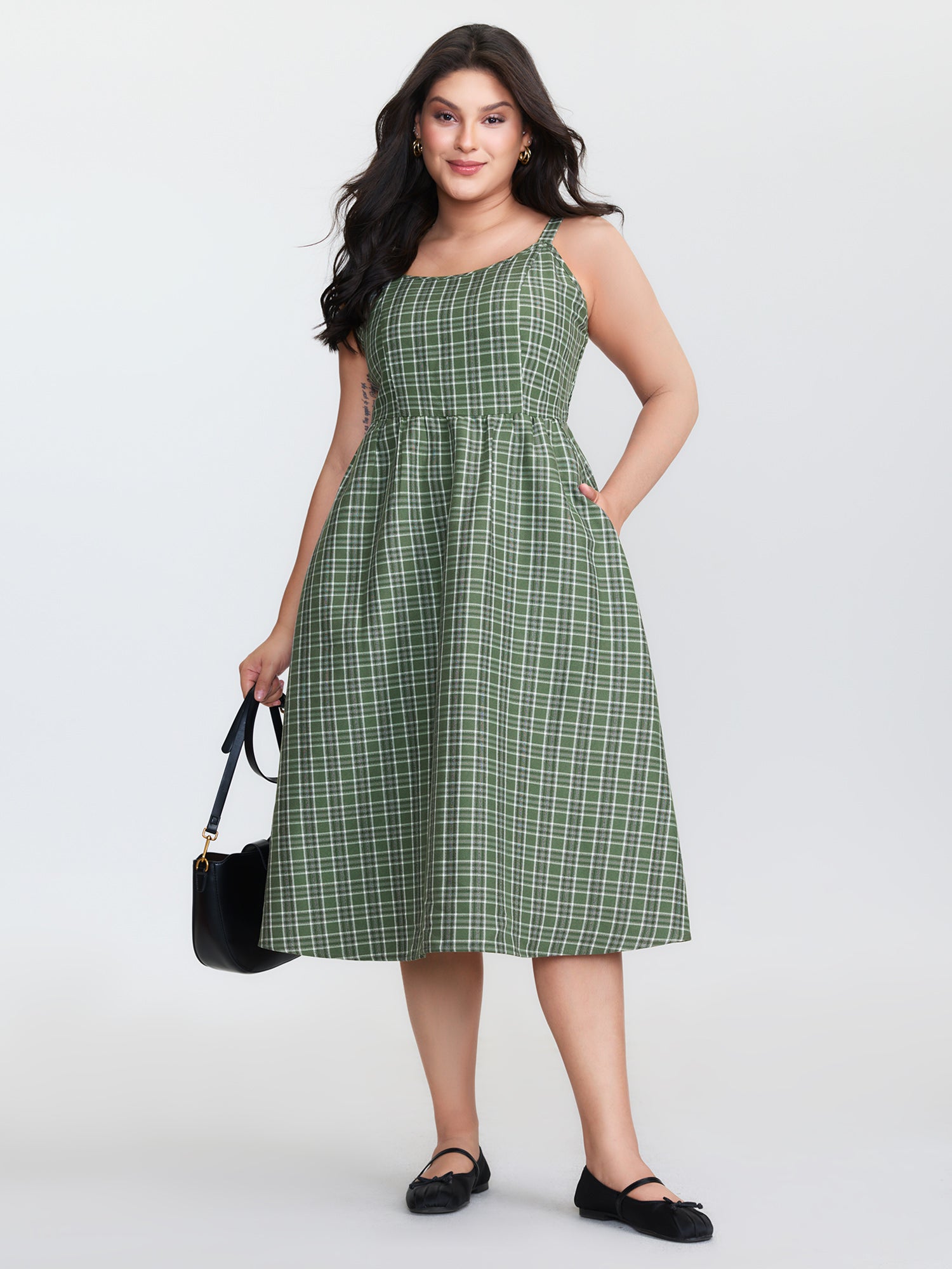 Checkered Print Shirred Pockets Midi Dress