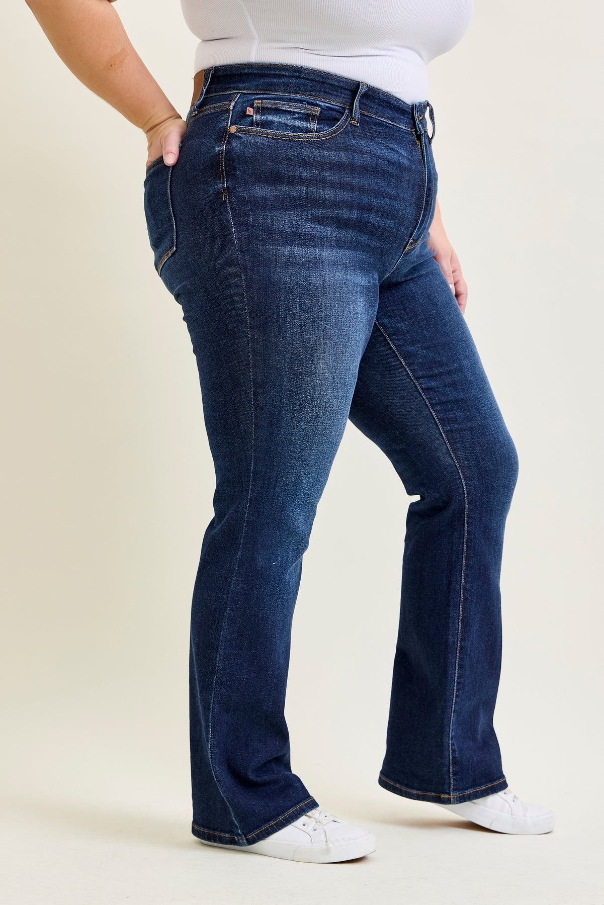 Daisy Dark Dream Mid Rise Bootcut - PLUS