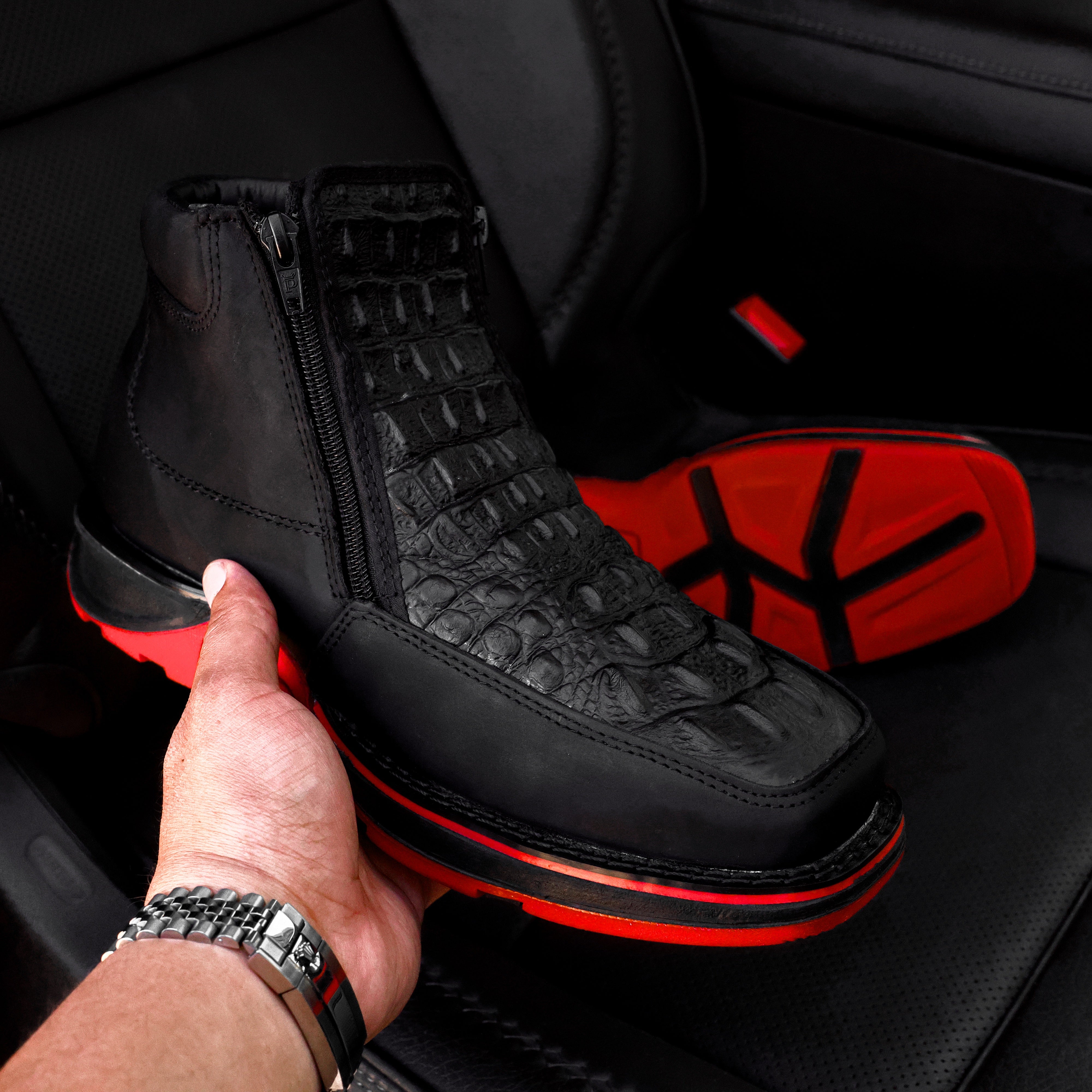 Black Caiman Neck Leather Botin With 3D Lightweight Soles - Square Toe