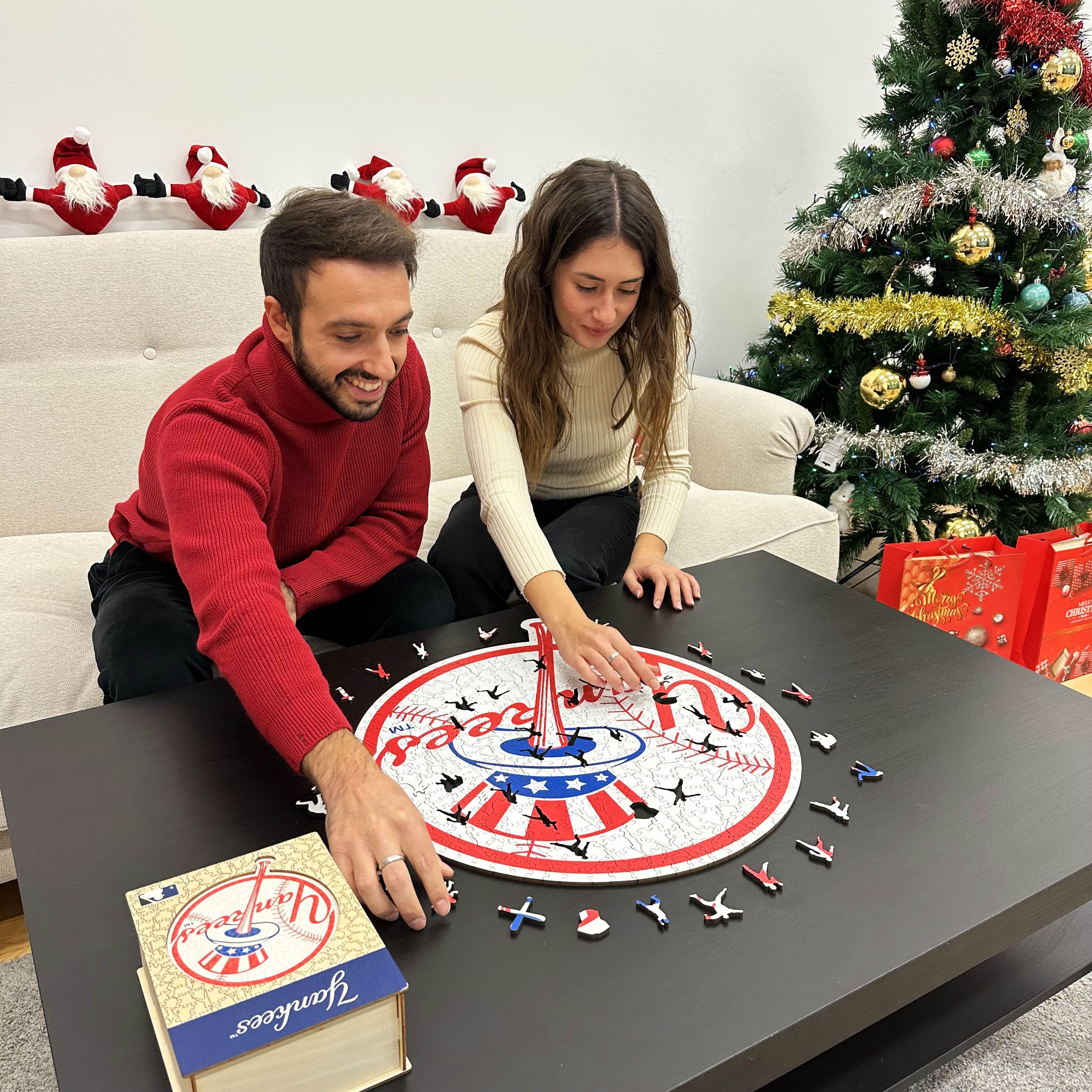 New York Yankees™ - Wooden Puzzle