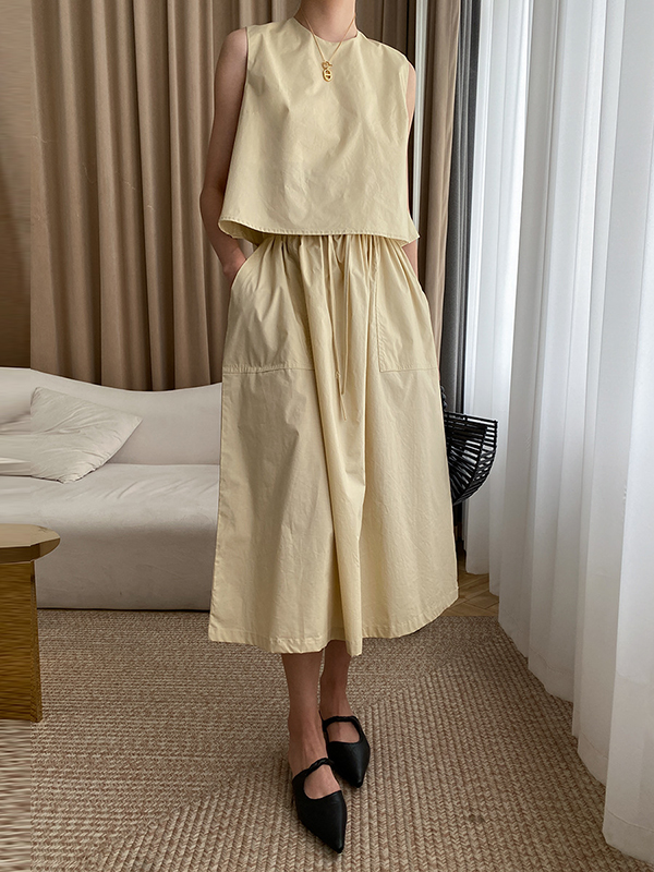 Solid Color Round-Neck Vest + High Waisted  Skirt Two Pieces Set