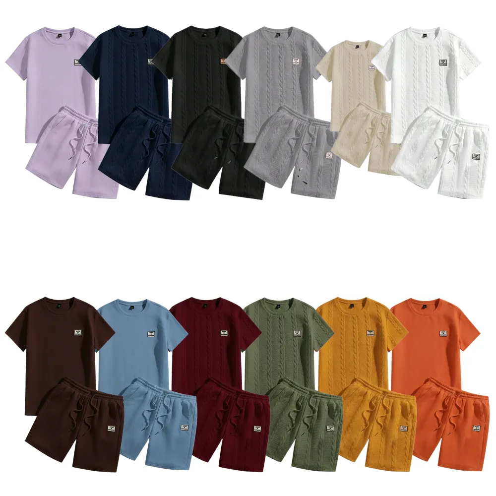 Men's stylish casual sports suit, suitable for everyday wear and sports activities.