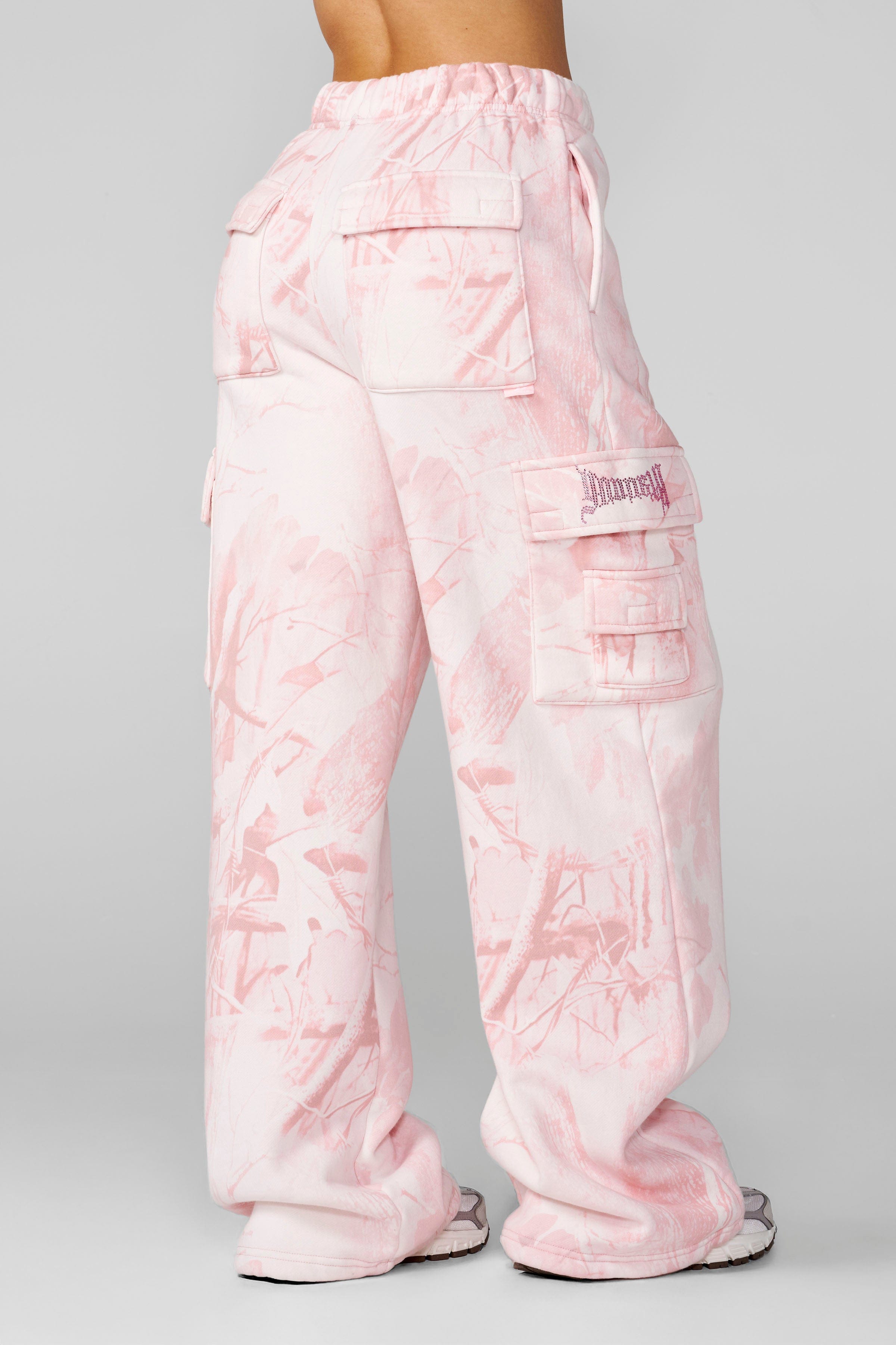 W2230 - Camo Cargo Joggers