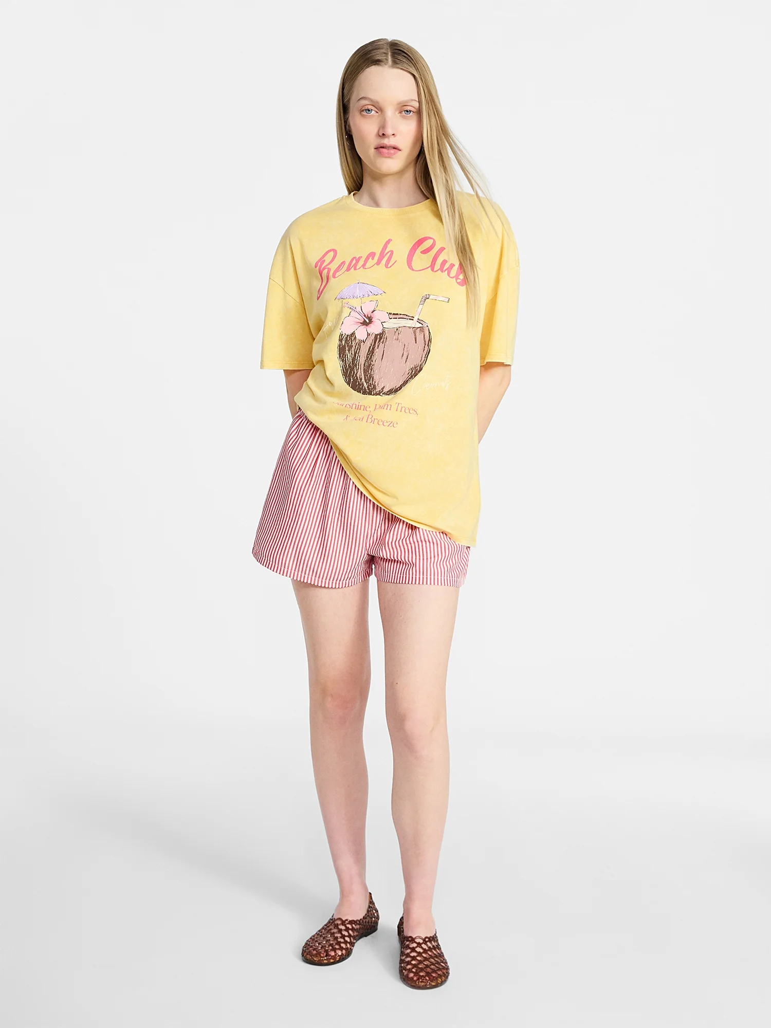 Women's Striped Seersucker Bungee Shorts, 2