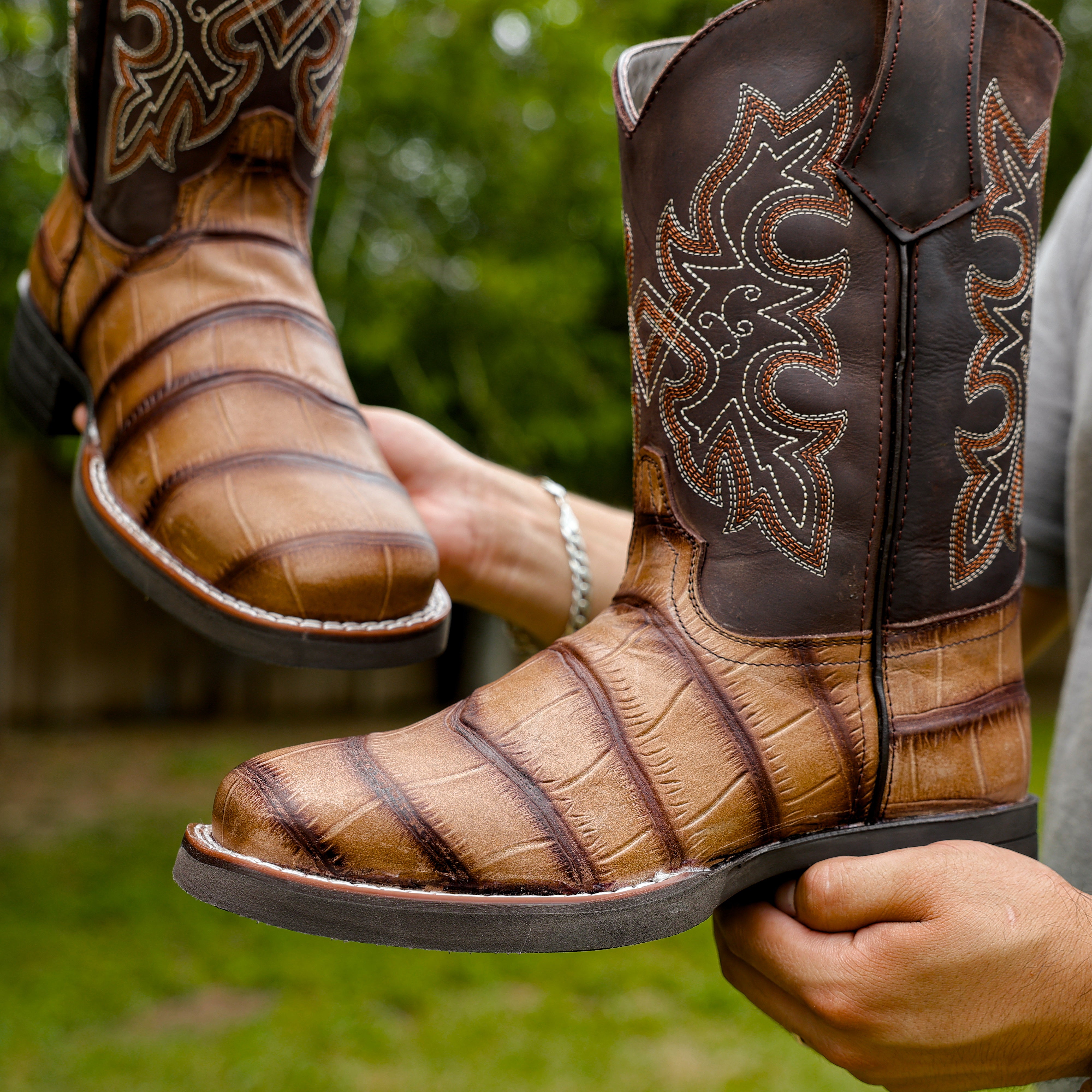 Moka American Gator Belly Leather Boots With Lightweight Soles - Square Toe