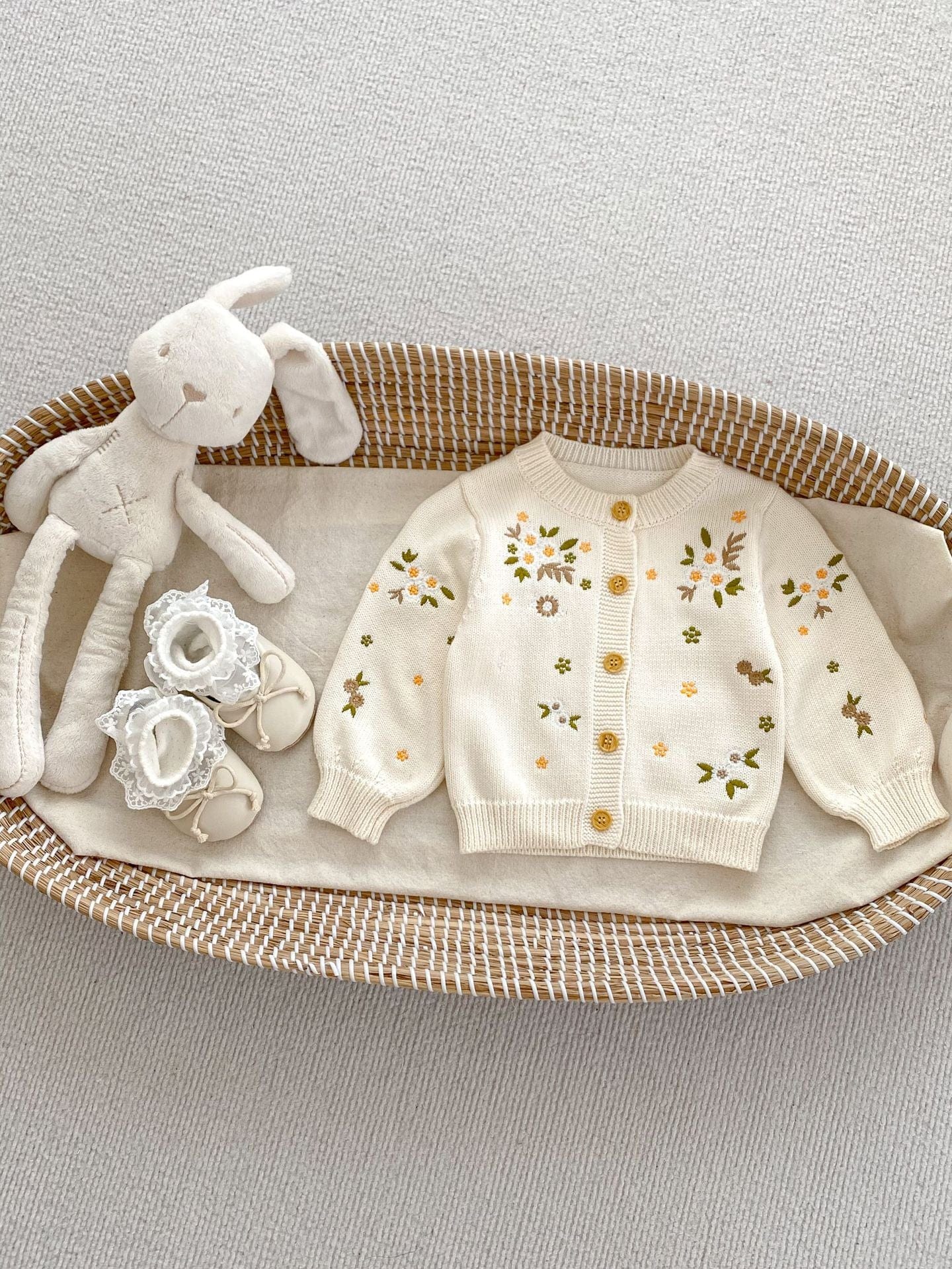 Embroidered Floral Beige Knit Cardigan