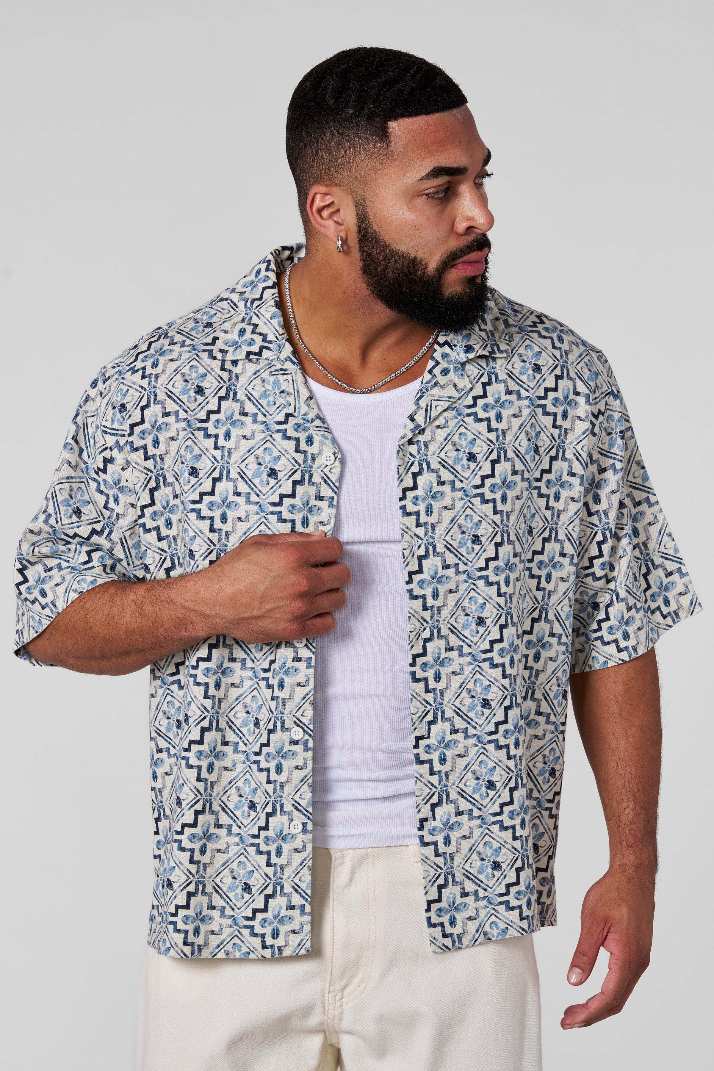 4093 - Mosaic Linen Button-Ups