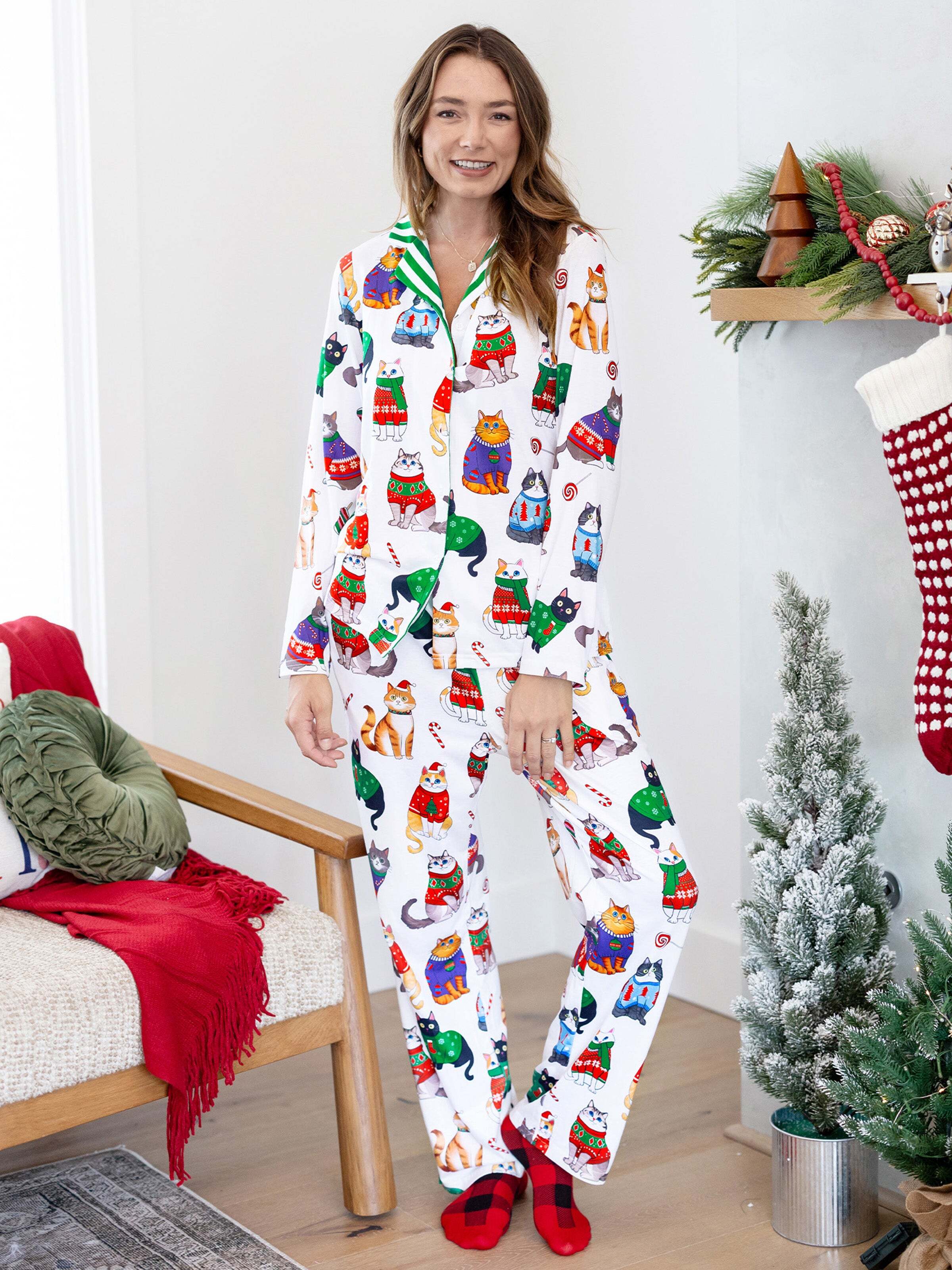 Christmas Matching Family Pajamas Set Christmas Cat Print PJS with Christmas Socks Multi-color