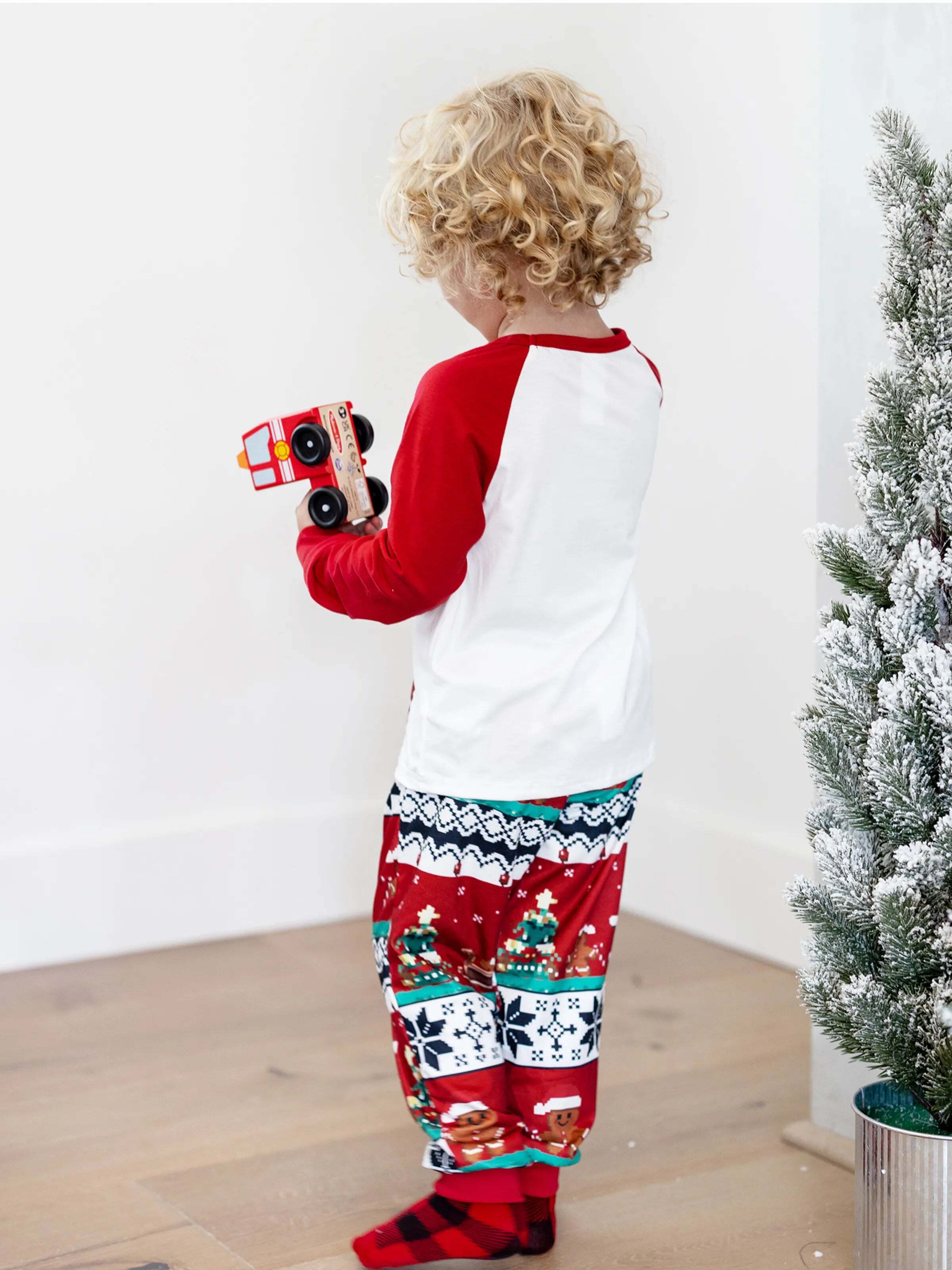 Christmas Matching Family Pajamas Set Gingerbread Print Long-sleeve PJS with Christmas Socks Red