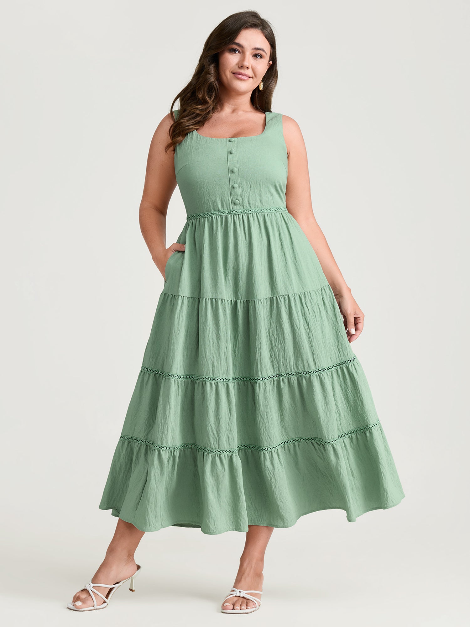 Lace Trim Sleeveless Tiered Maxi Dress