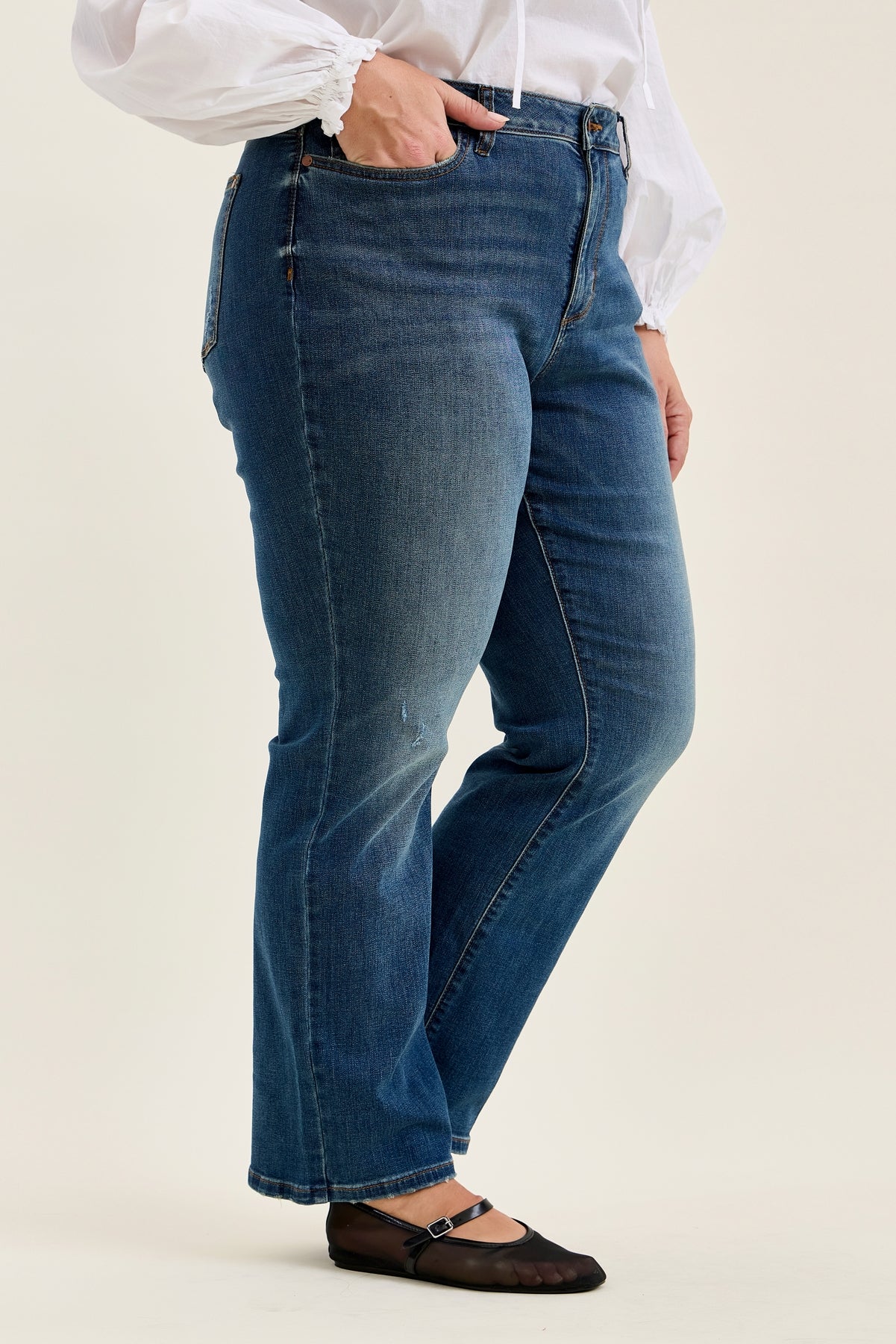 Kimberly Straight Fit (Dark Wash) - PLUS