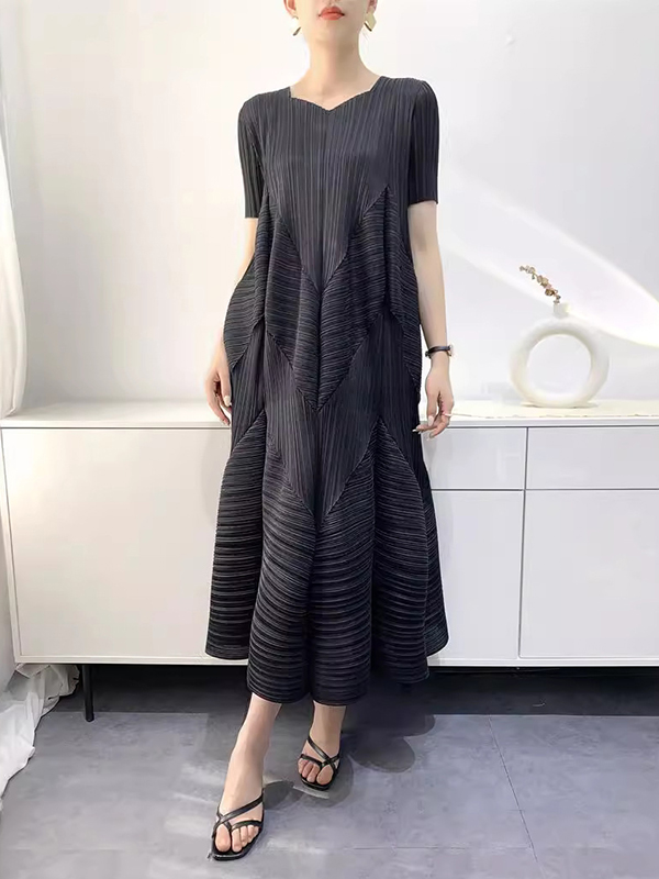 Pleated Solid Color Split-Joint Loose Short Sleeves V-Neck Midi Dresses