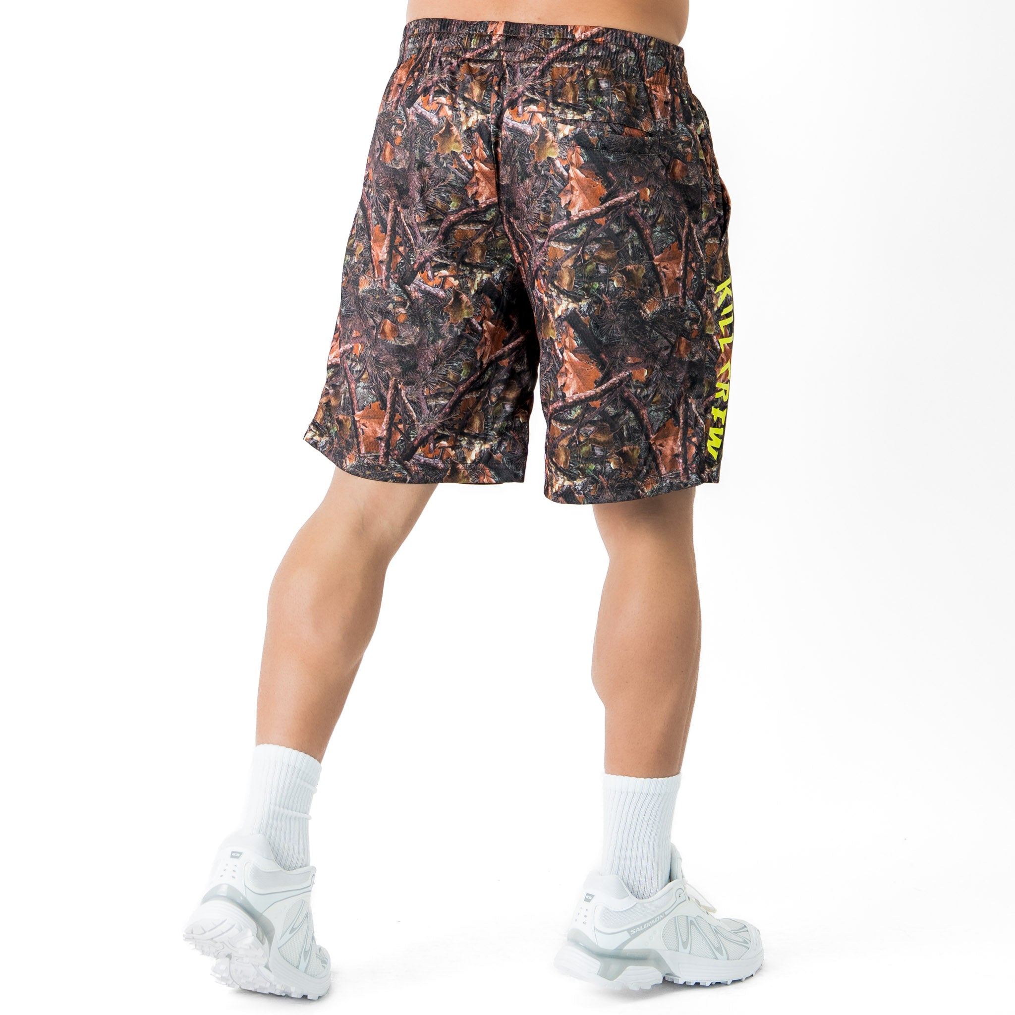 RELAXED CUT SHORTS EMBROIDERED FLAG - CAMO / GREEN