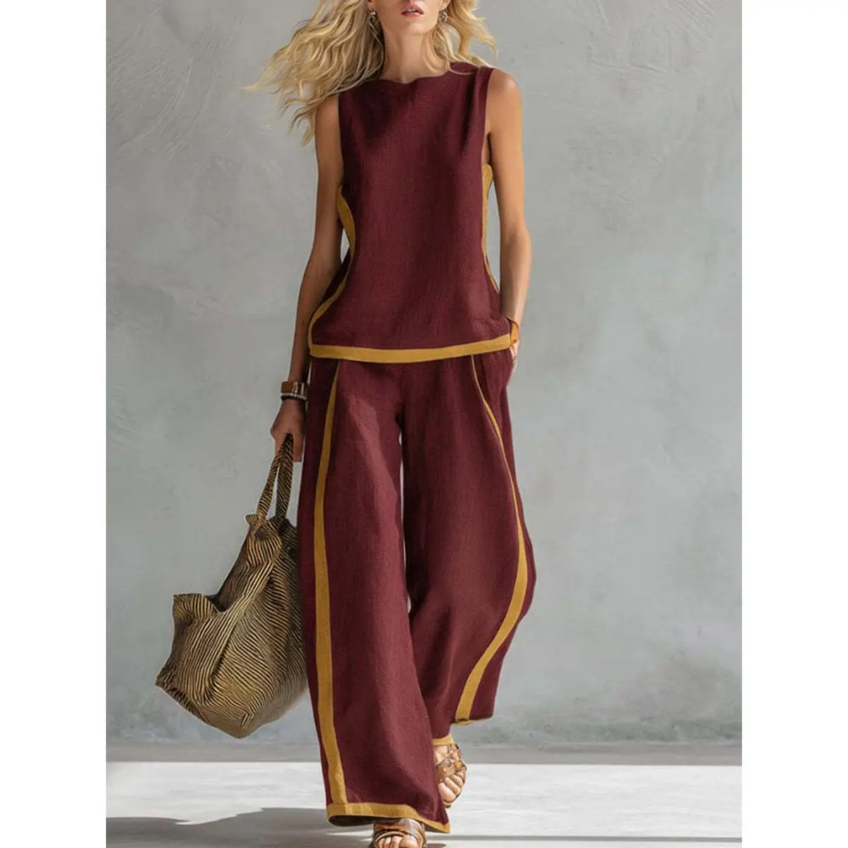 2026 New Arrival: Women's Two-Piece Set — Sleeveless Color-Block Top & Wide-Leg Pants