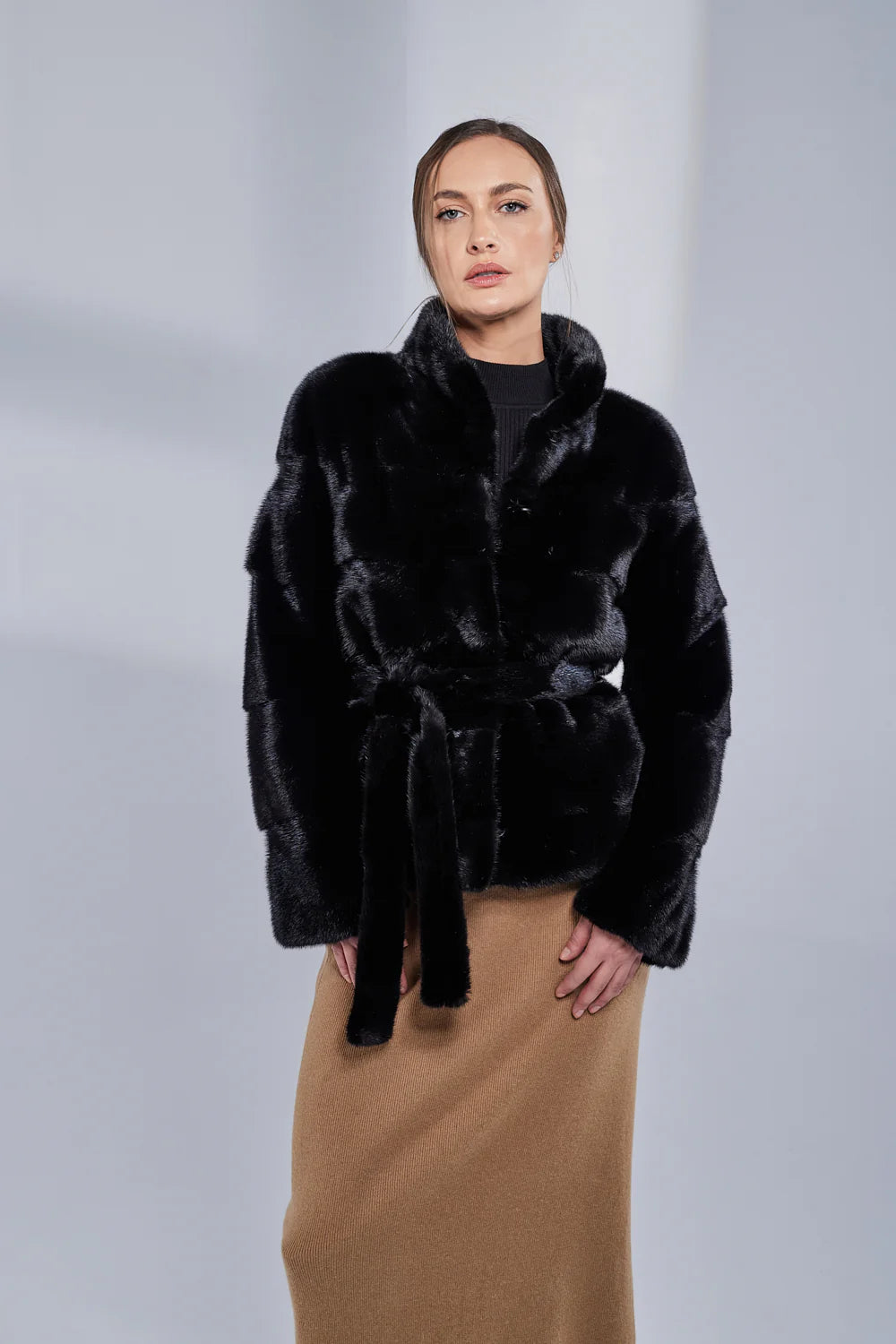 Haină din Blană Naturală de Vizon, cu Cordon, Femei, Obsidian 191