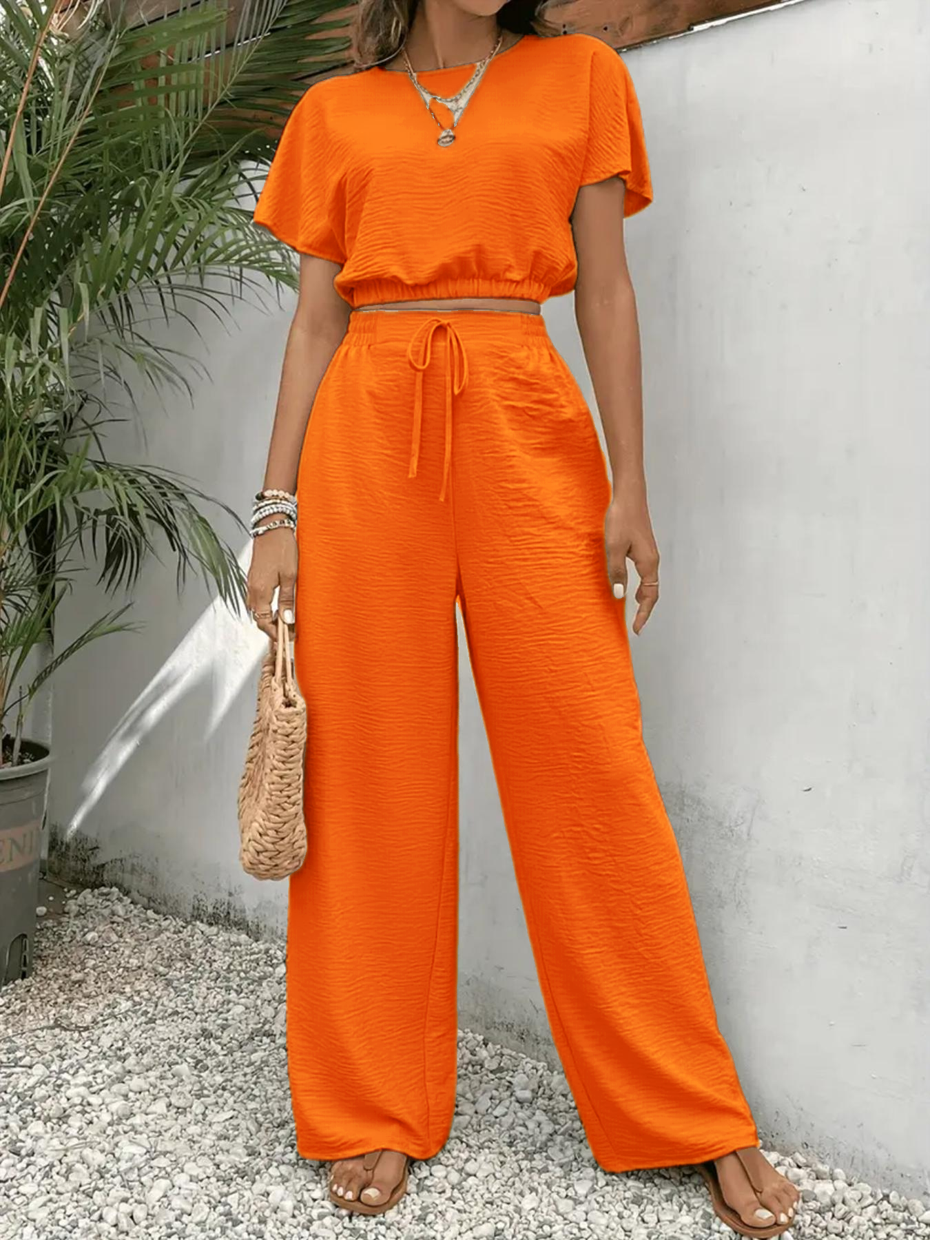 Women’s Casual Two-Piece Set – Fitted Top & Wide Leg Pants