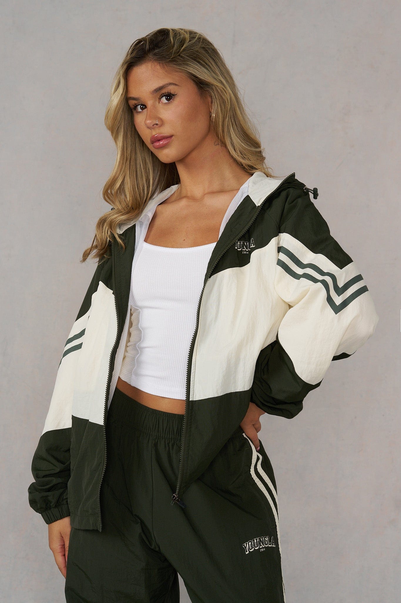 W5166 - Vintage Windbreaker