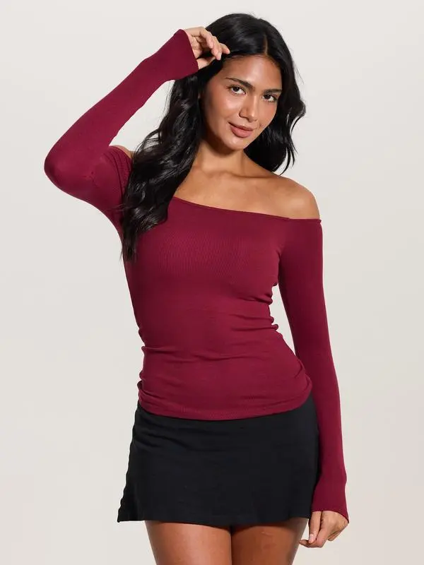Women's Top with built in removeable padding