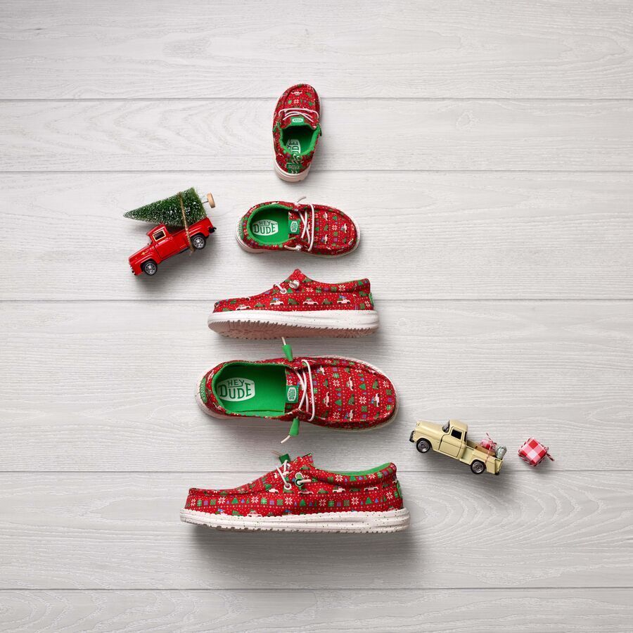 Wendy Holiday Sweater - Red/Green