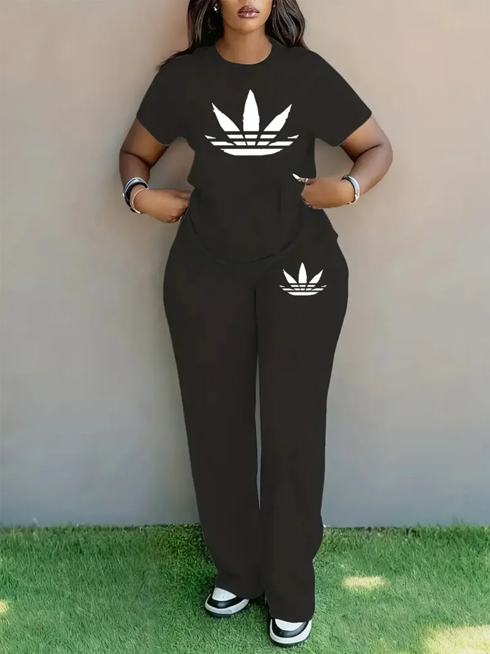 Plus-size women's spring/summer fashion printed round neck short-sleeved T-shirt and wide-leg pants two-piece set