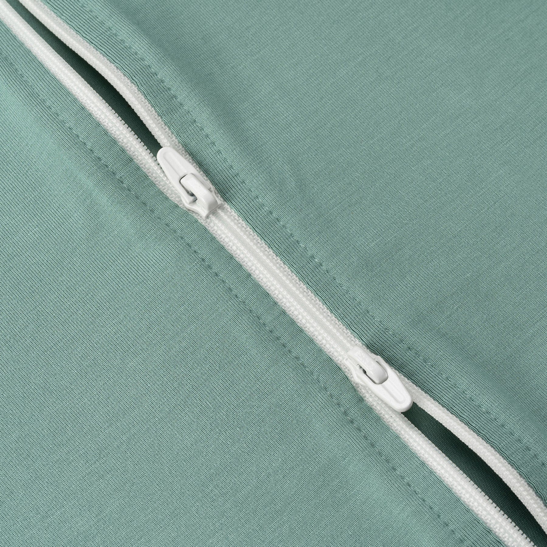 0.5 Tog Shark-Fin Transition Swaddle