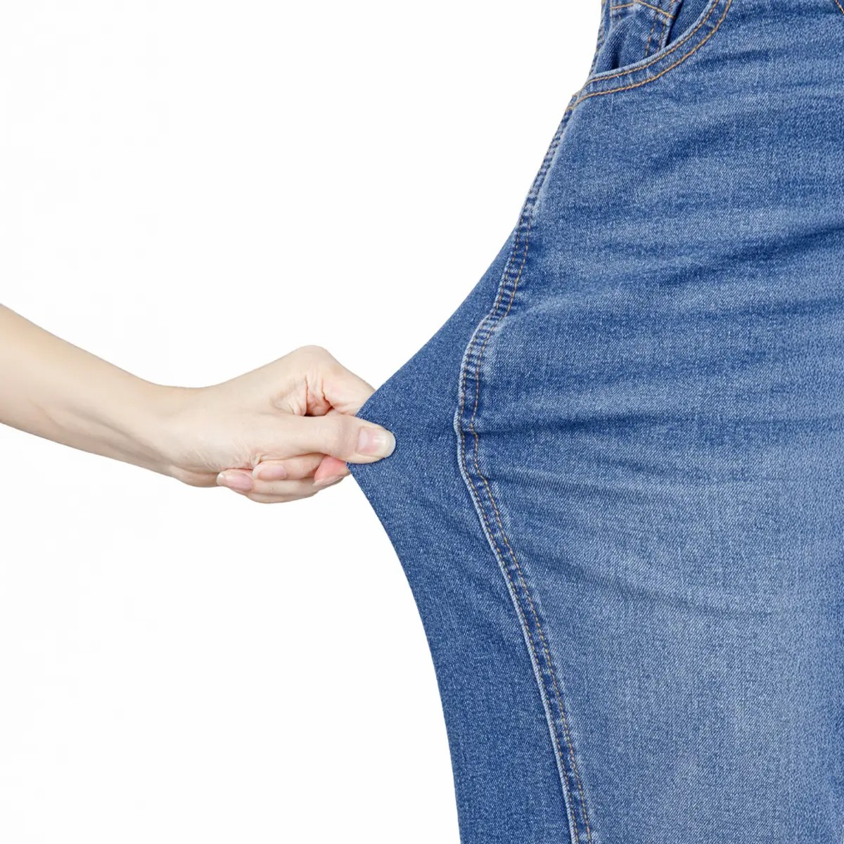 Women's High Waisted Wide Leg Cropped Jeans – Relaxed Fit Light Wash Denim with Rolled Cuffs