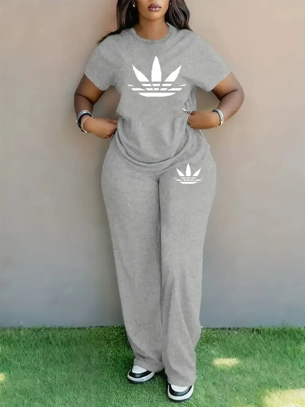 Women's Plus Size Spring Summer Fashion Print Round Neck Short Sleeve T-Shirt & Wide Leg Pants Two-Piece Set