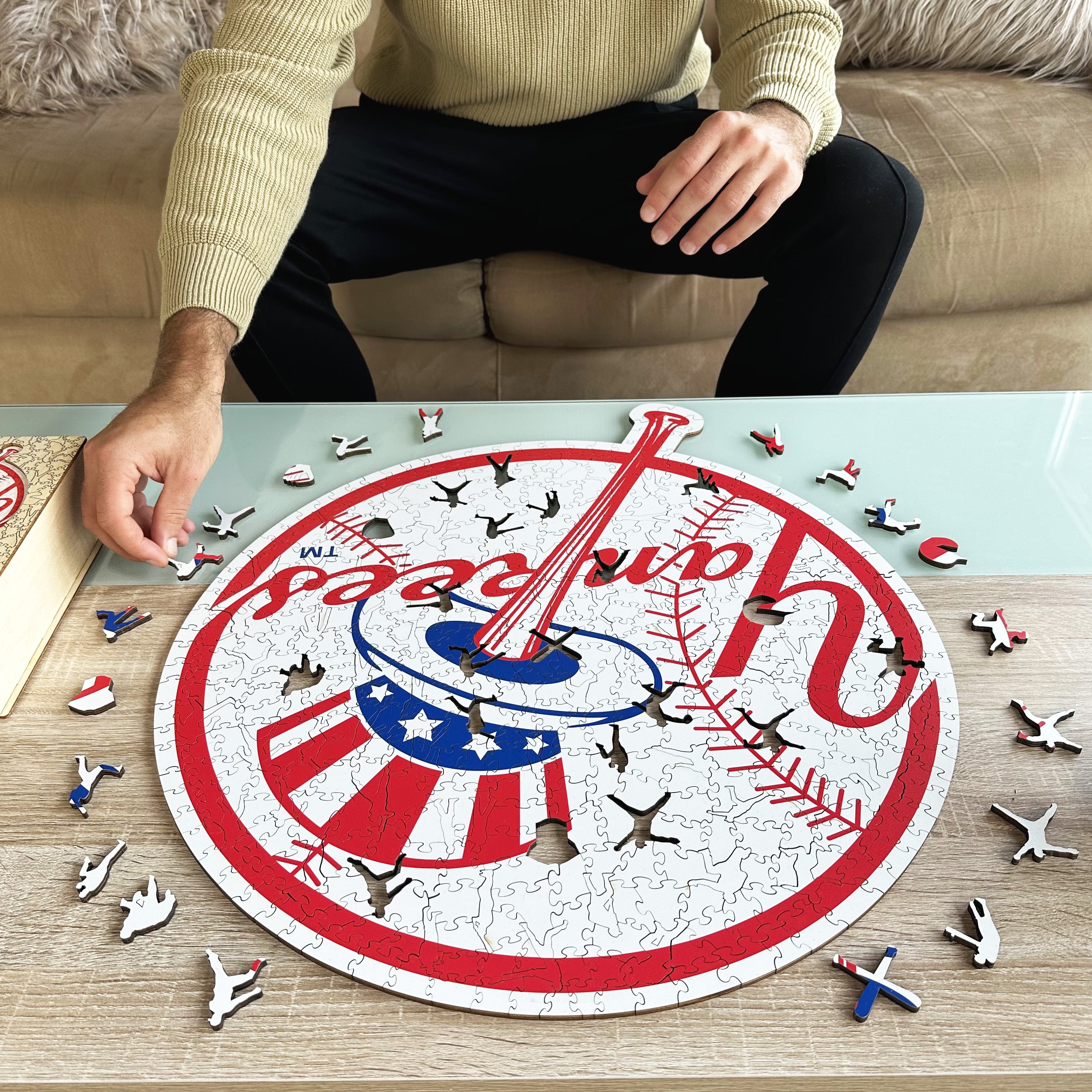 New York Yankees™ - Wooden Puzzle